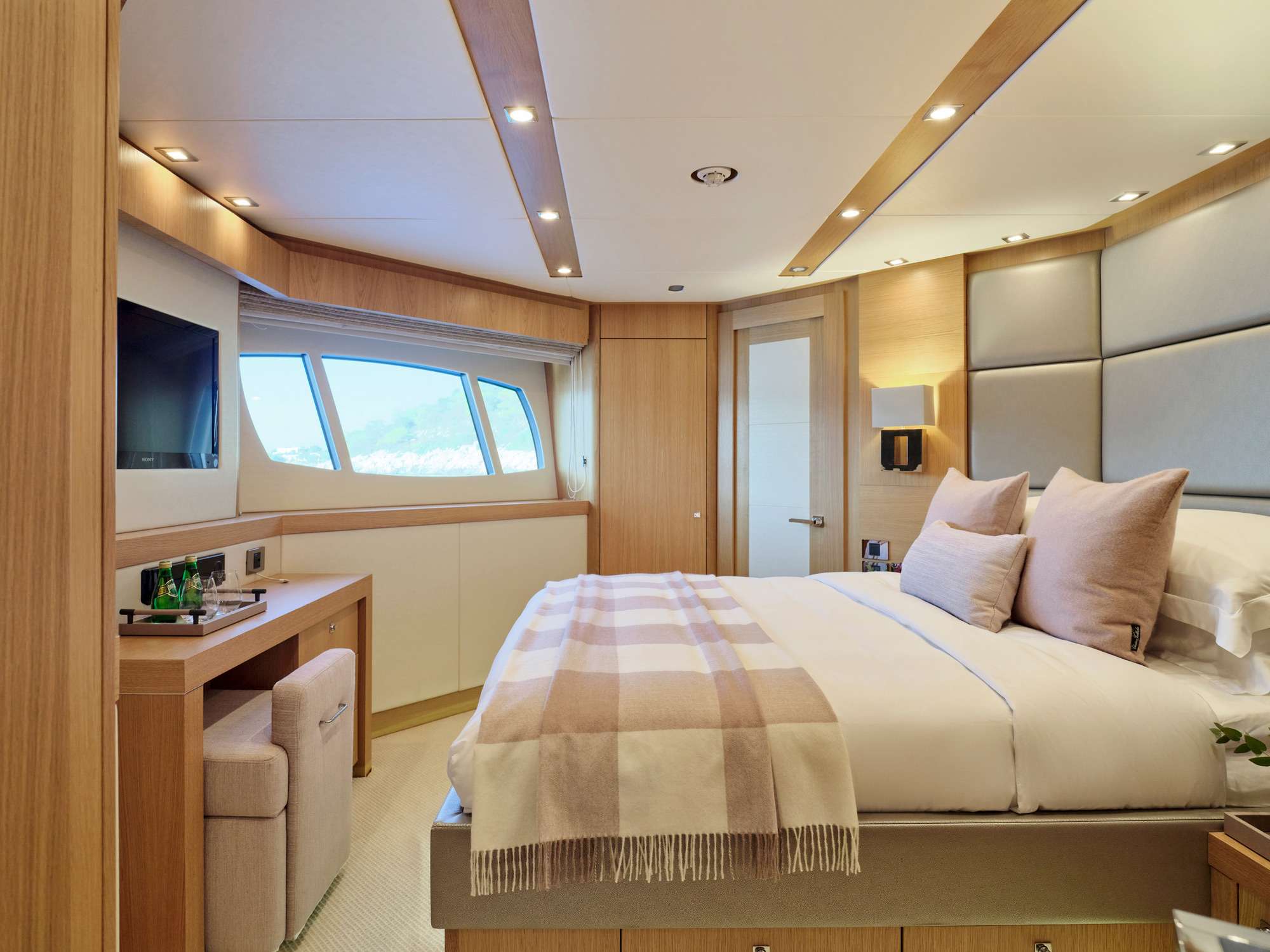 MAKANI II yacht image 8