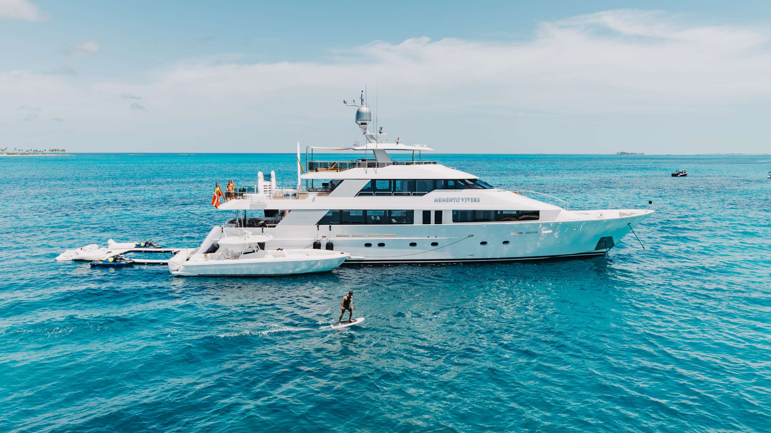 MEMENTO VIVERE yacht image 1