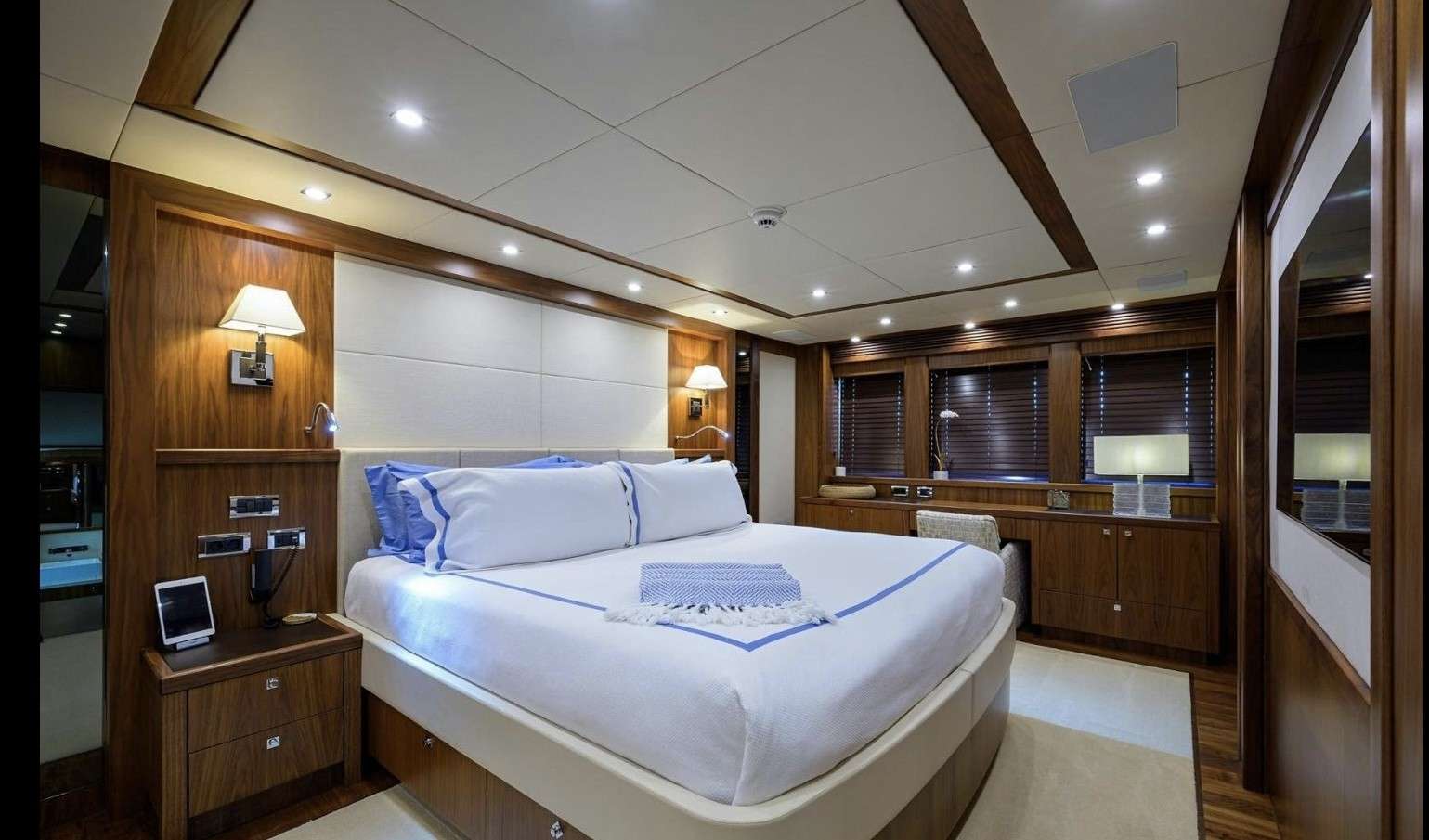 Natural 9 yacht image 6