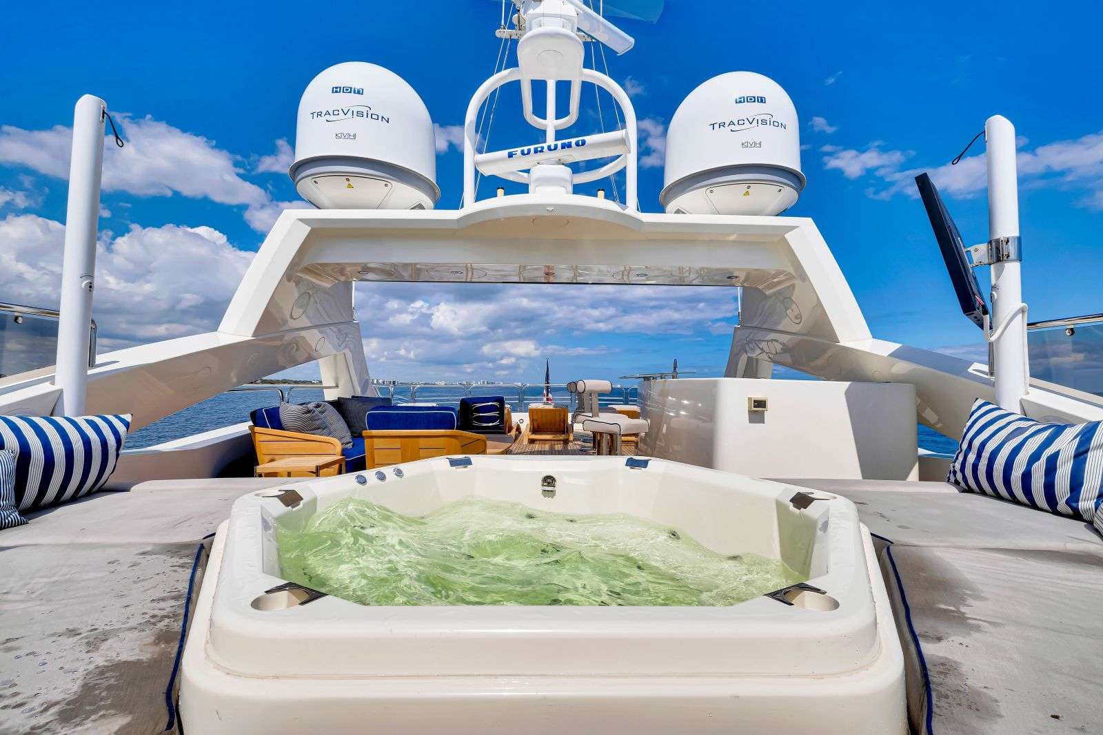 Natural 9 yacht image 12