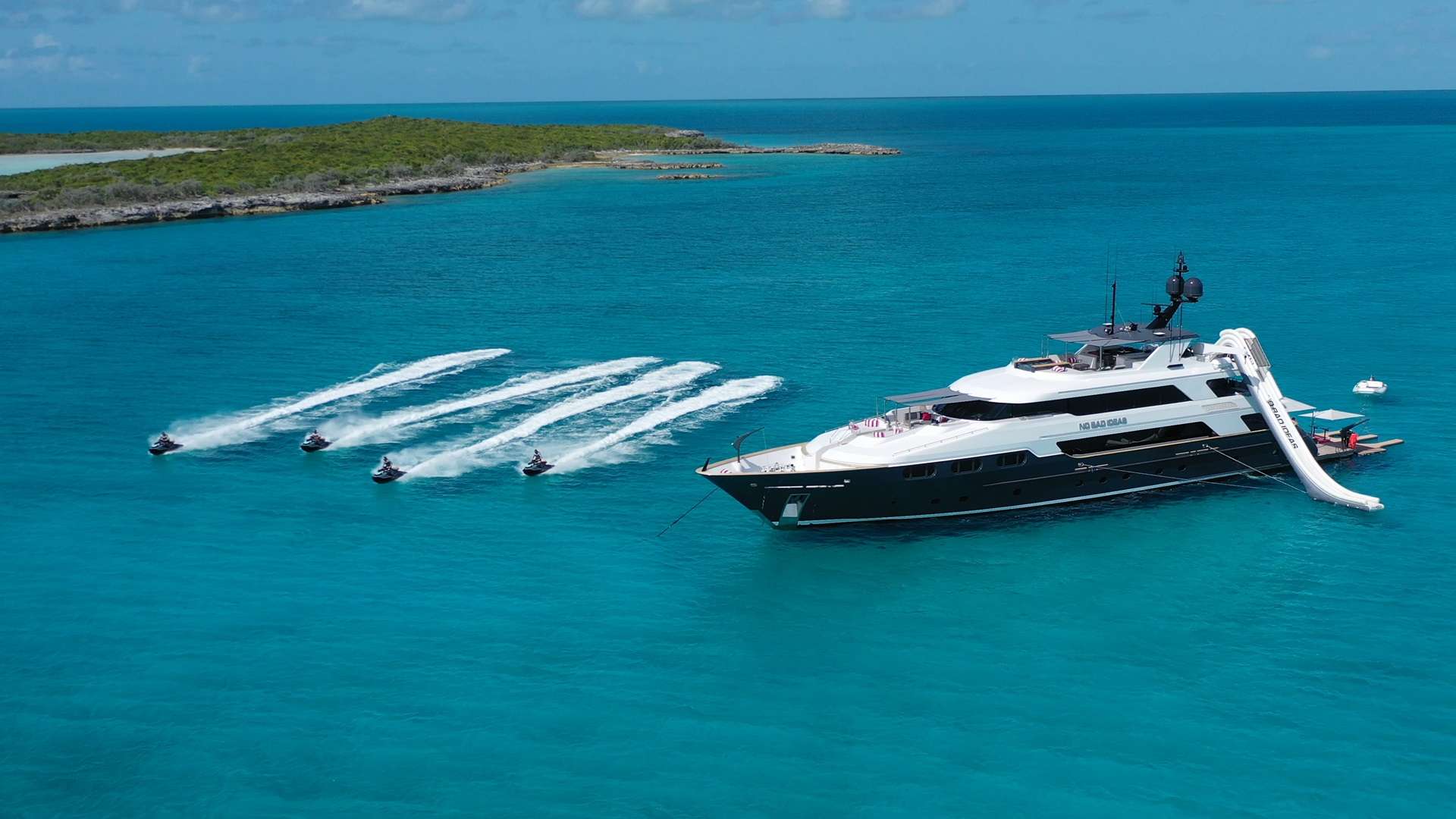 NO BAD IDEAS yacht image 1