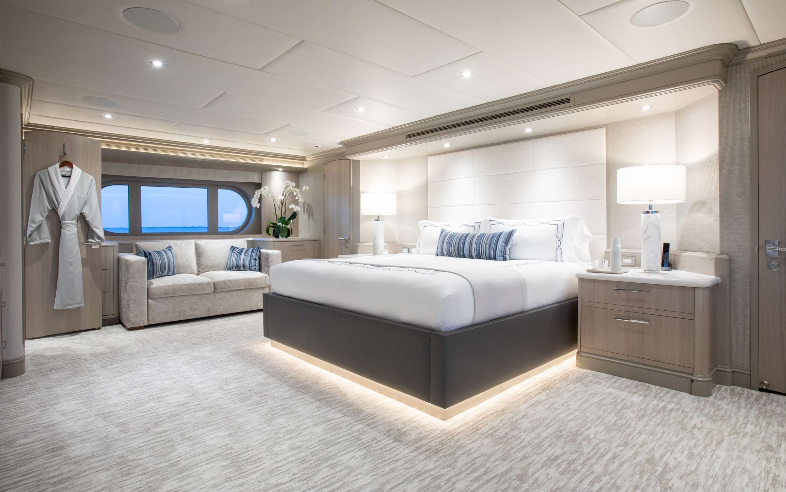 NO BAD IDEAS yacht image 6
