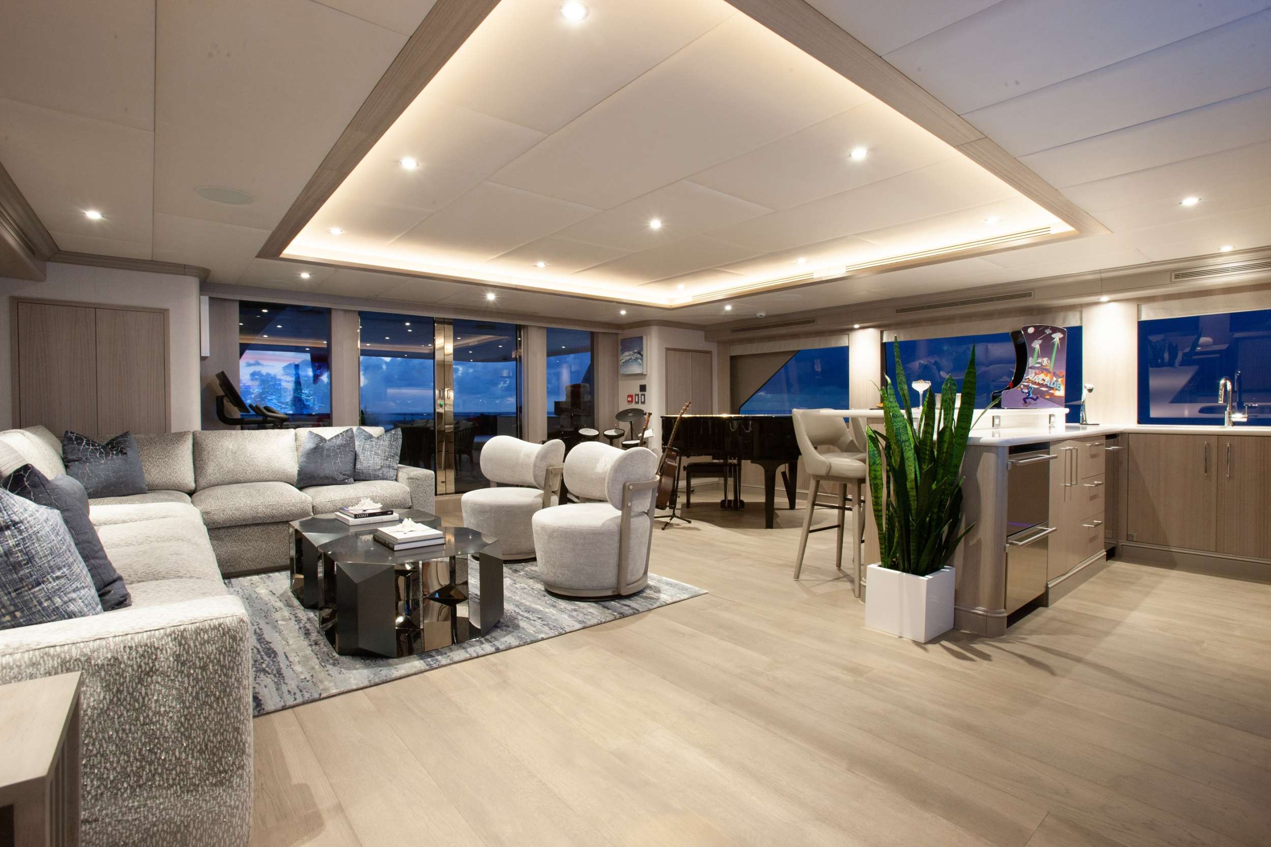 NO BAD IDEAS yacht image 15