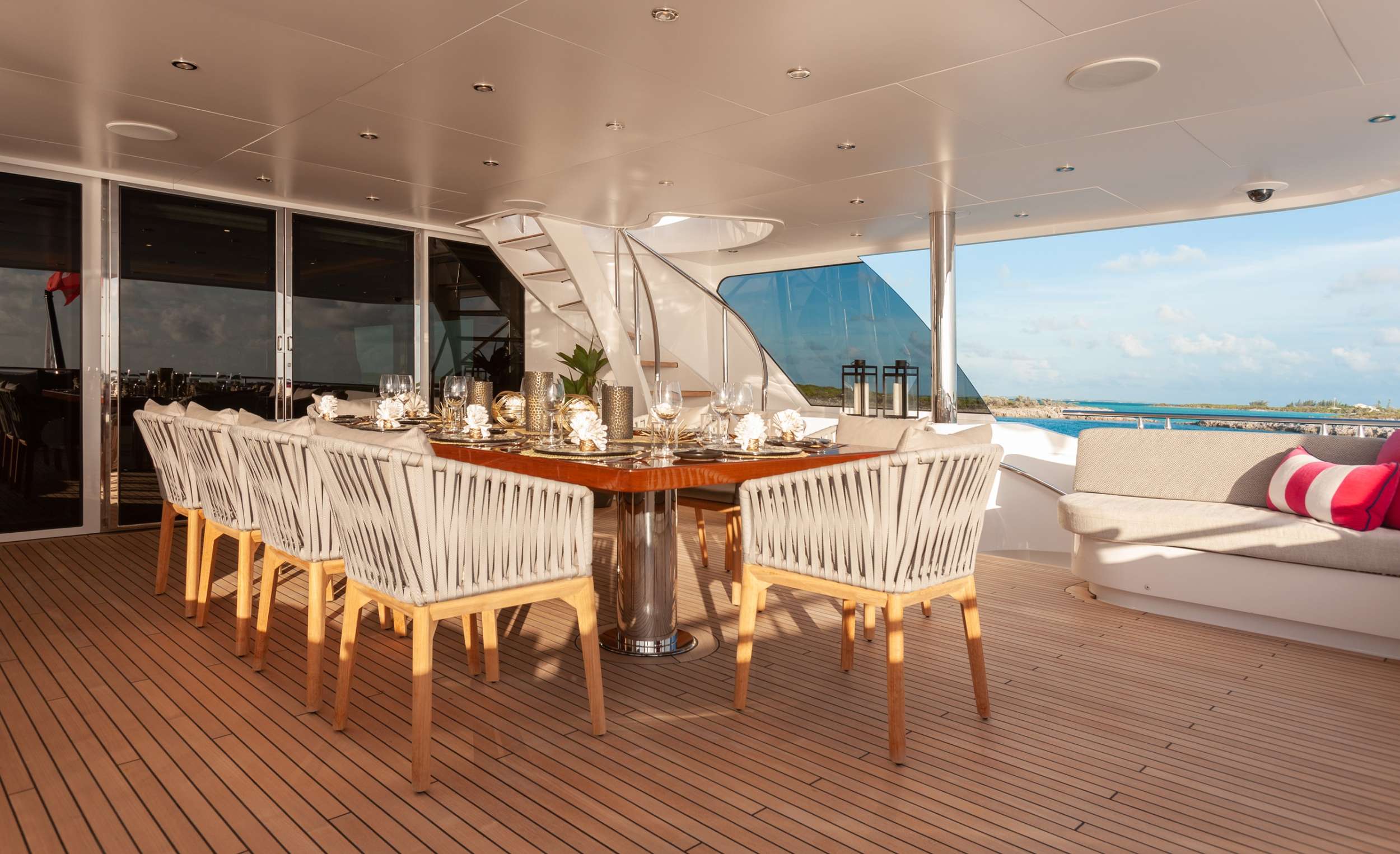 NO BAD IDEAS yacht image 16