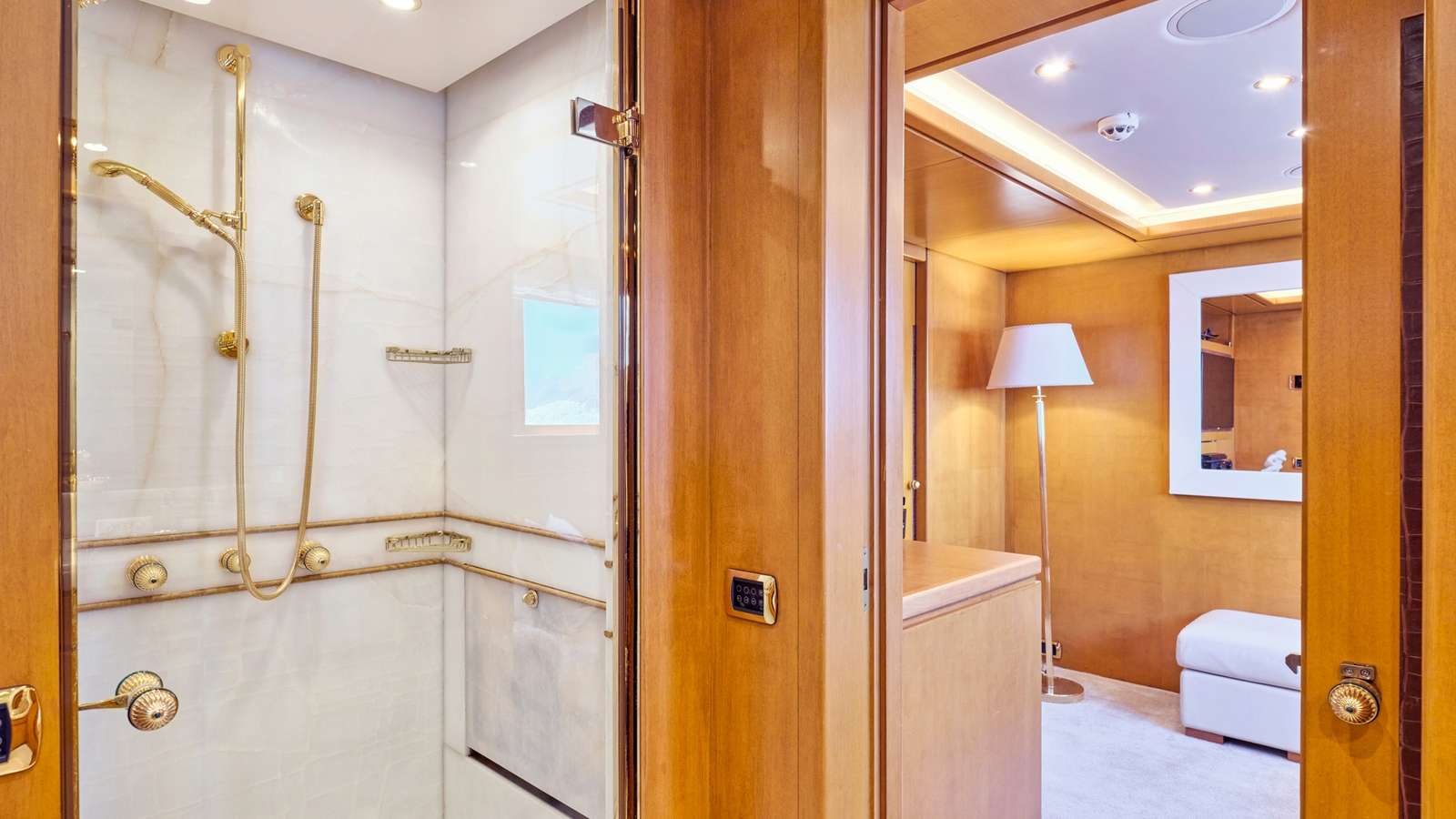 OASIS yacht image 7