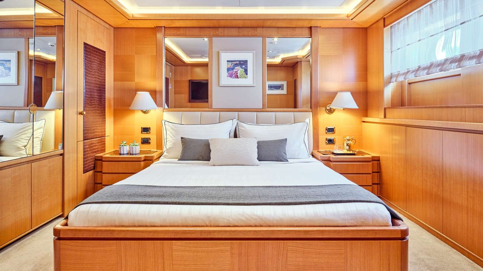 OASIS yacht image 9