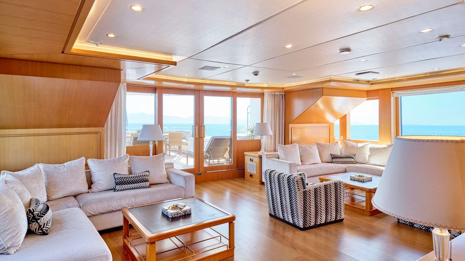 OASIS yacht image 10