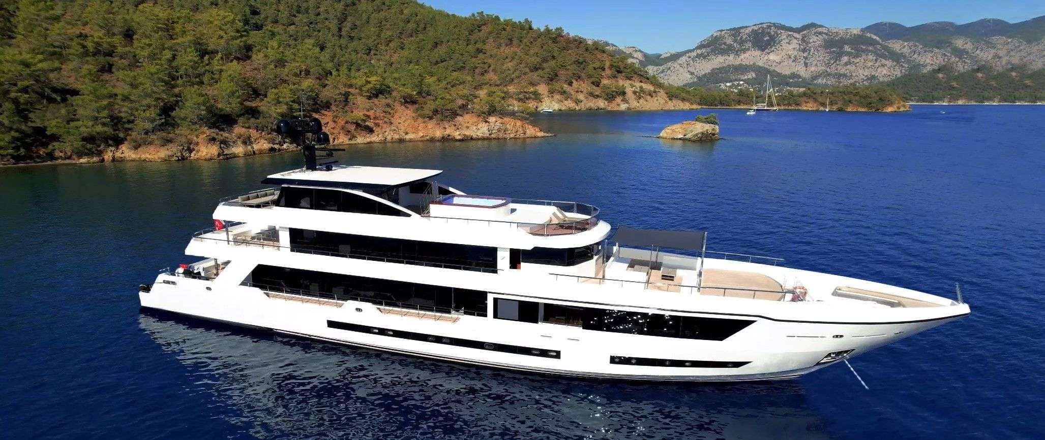 OCEAN BREEZE yacht image 1