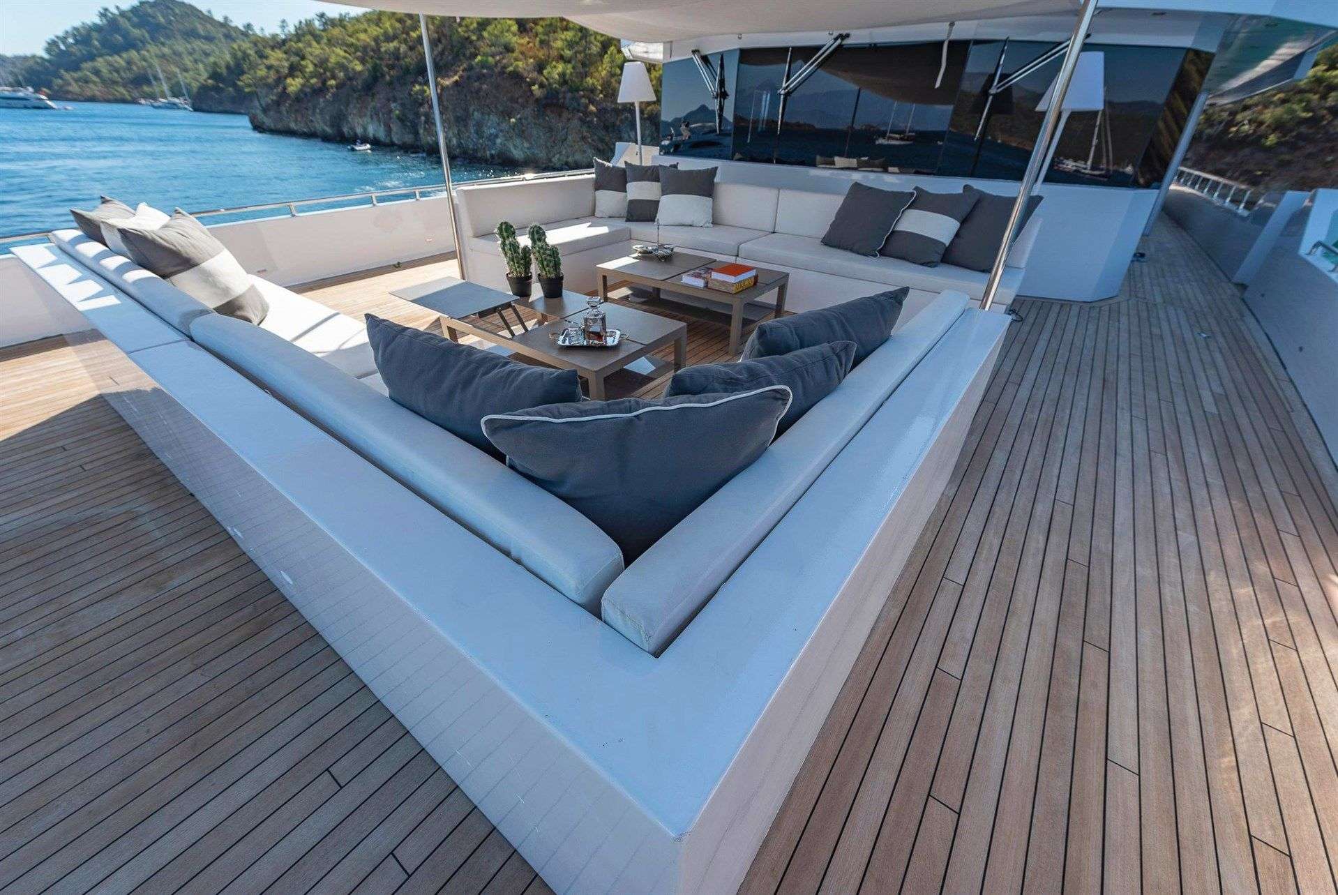 OCEAN BREEZE yacht image 5