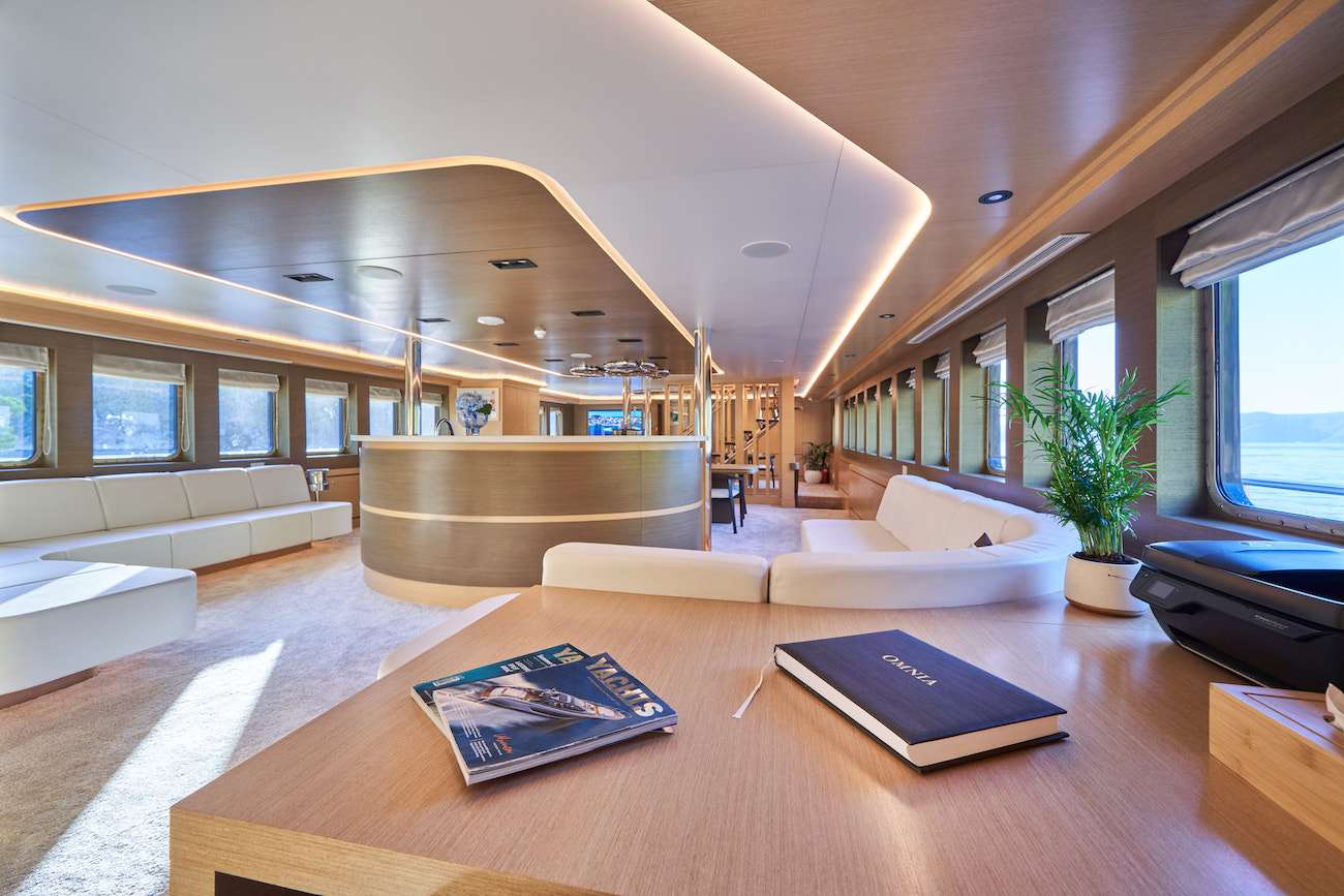 OMNIA yacht image 2