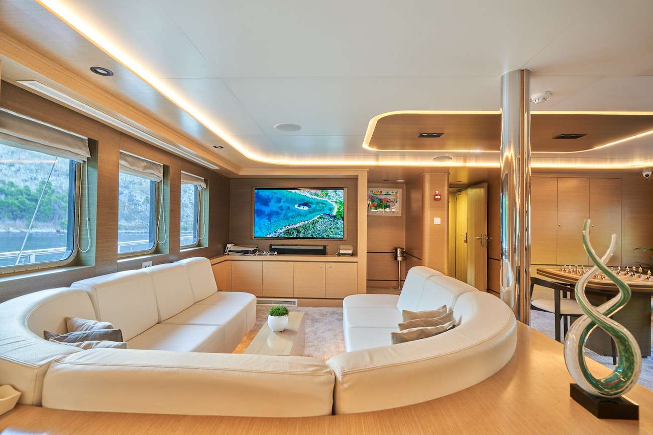 OMNIA yacht image 13
