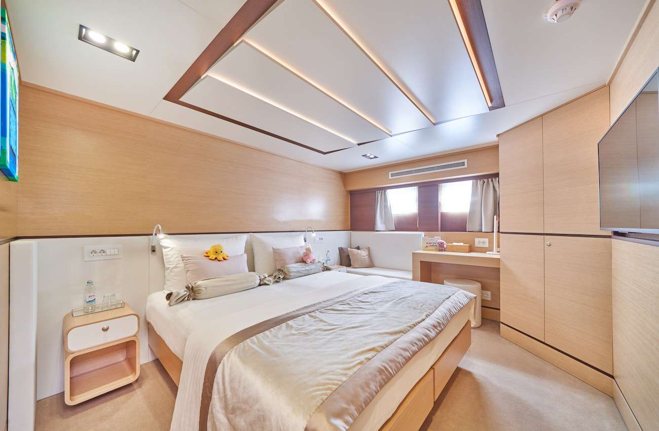 OMNIA yacht image 14