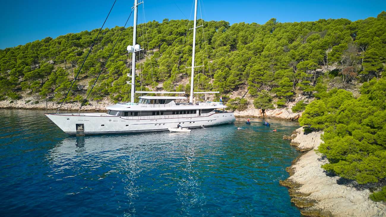 OMNIA yacht image 18