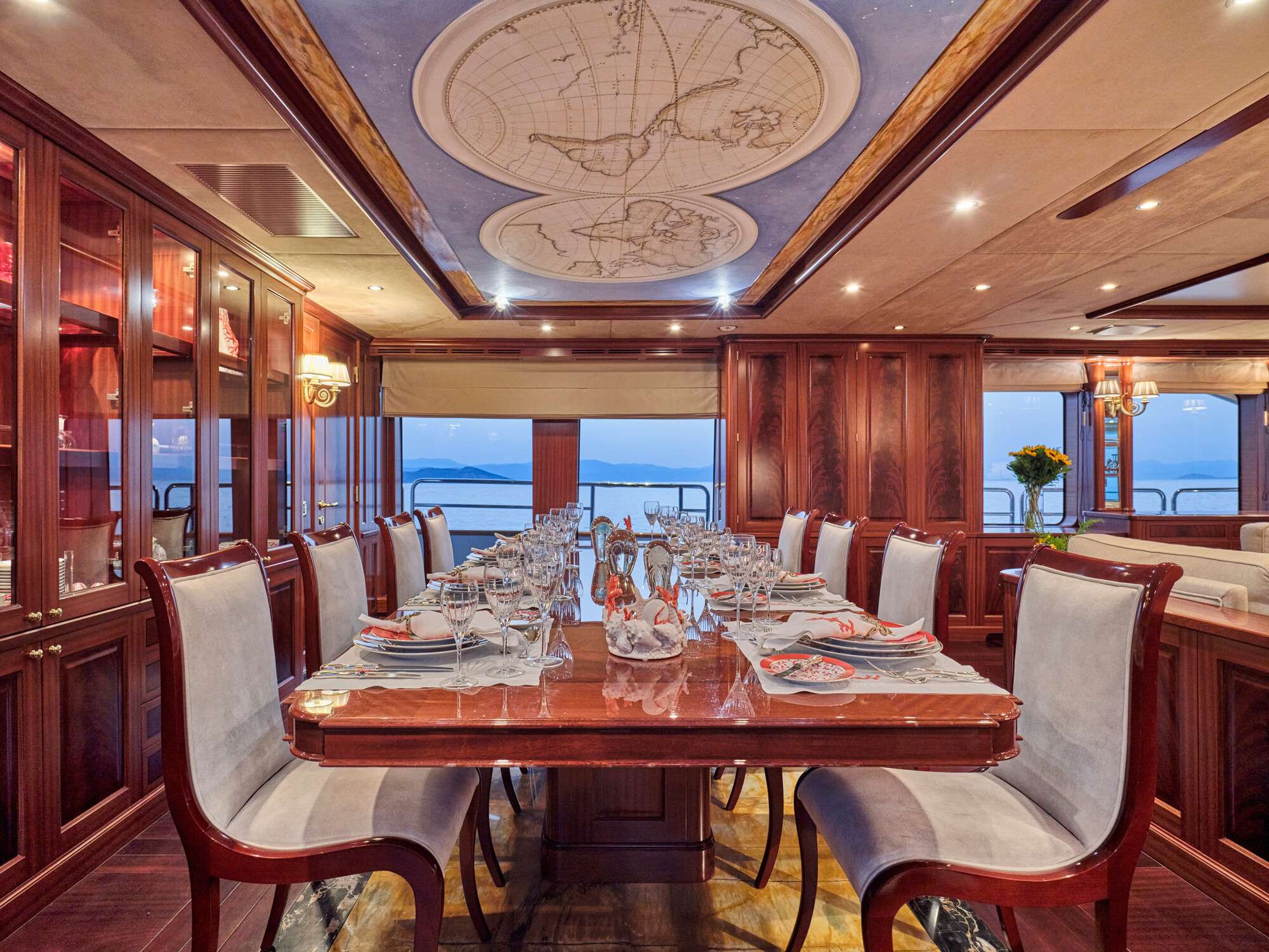 OPTION B yacht image 4