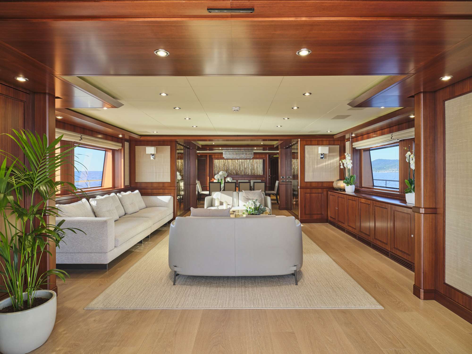 PALATIAL yacht image 2