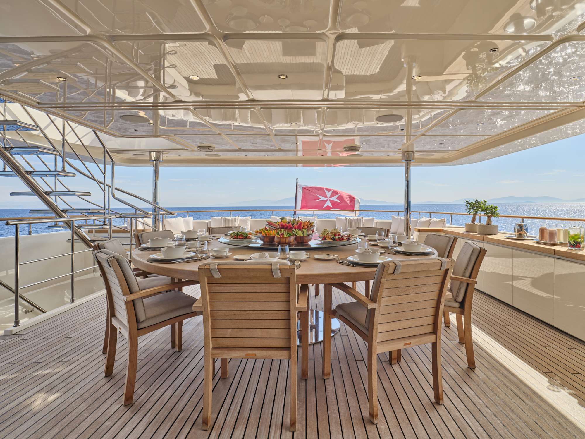 PALATIAL yacht image 7