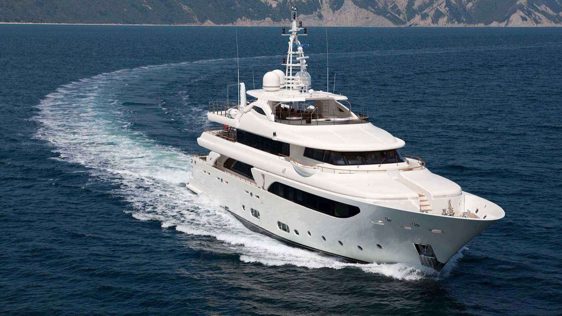PALATIAL yacht image 18