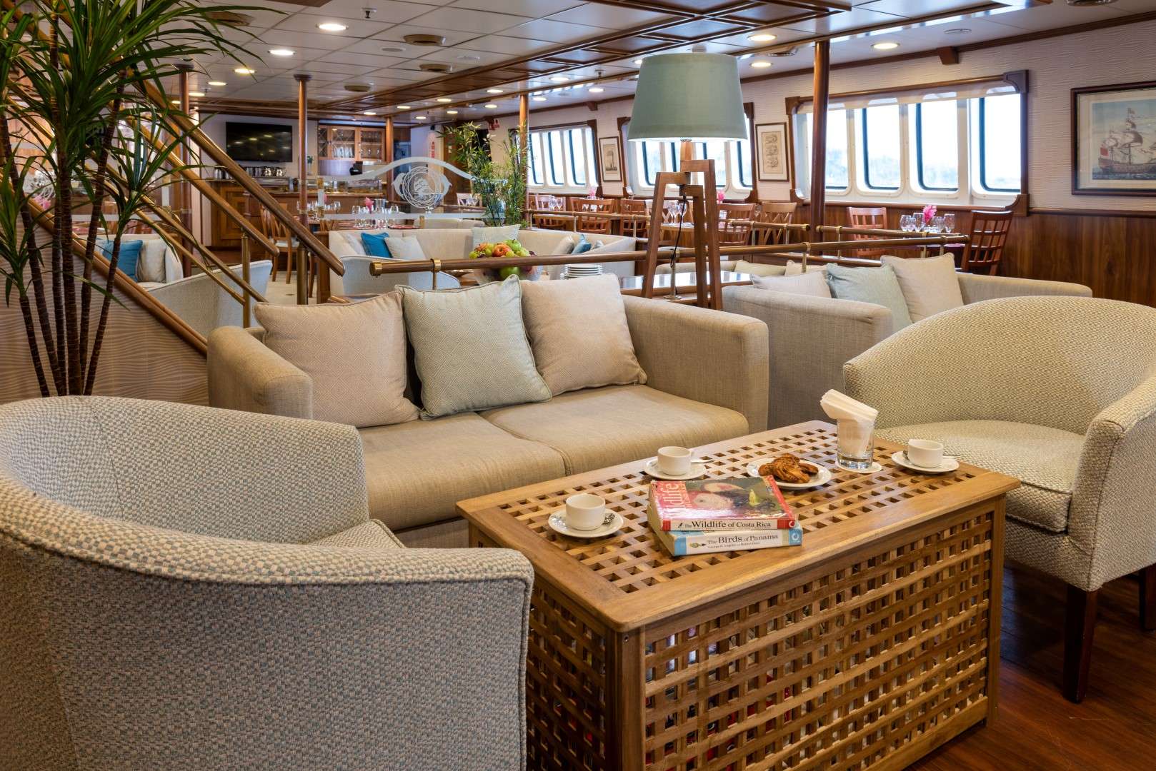 Panorama yacht image 2