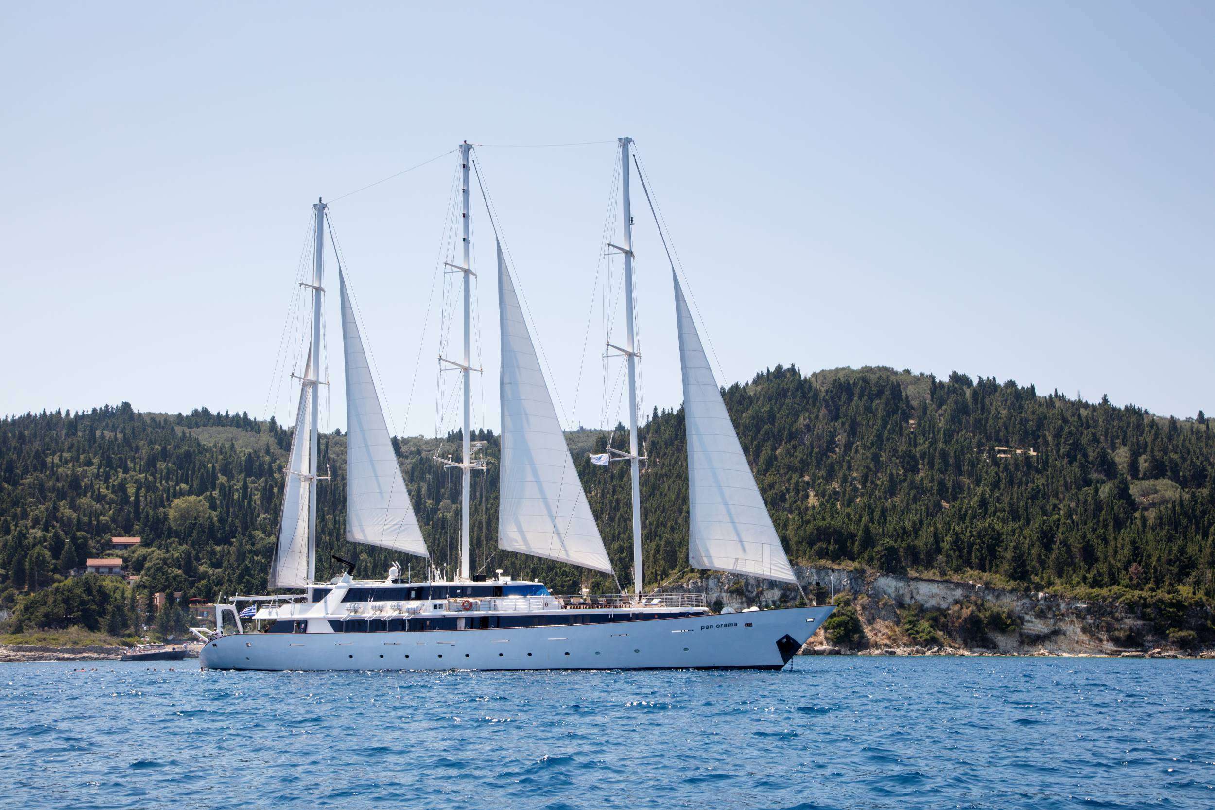 Panorama yacht image 11