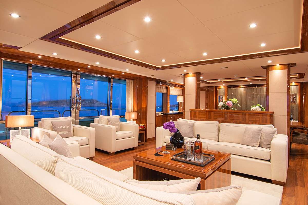 Main deck Salon