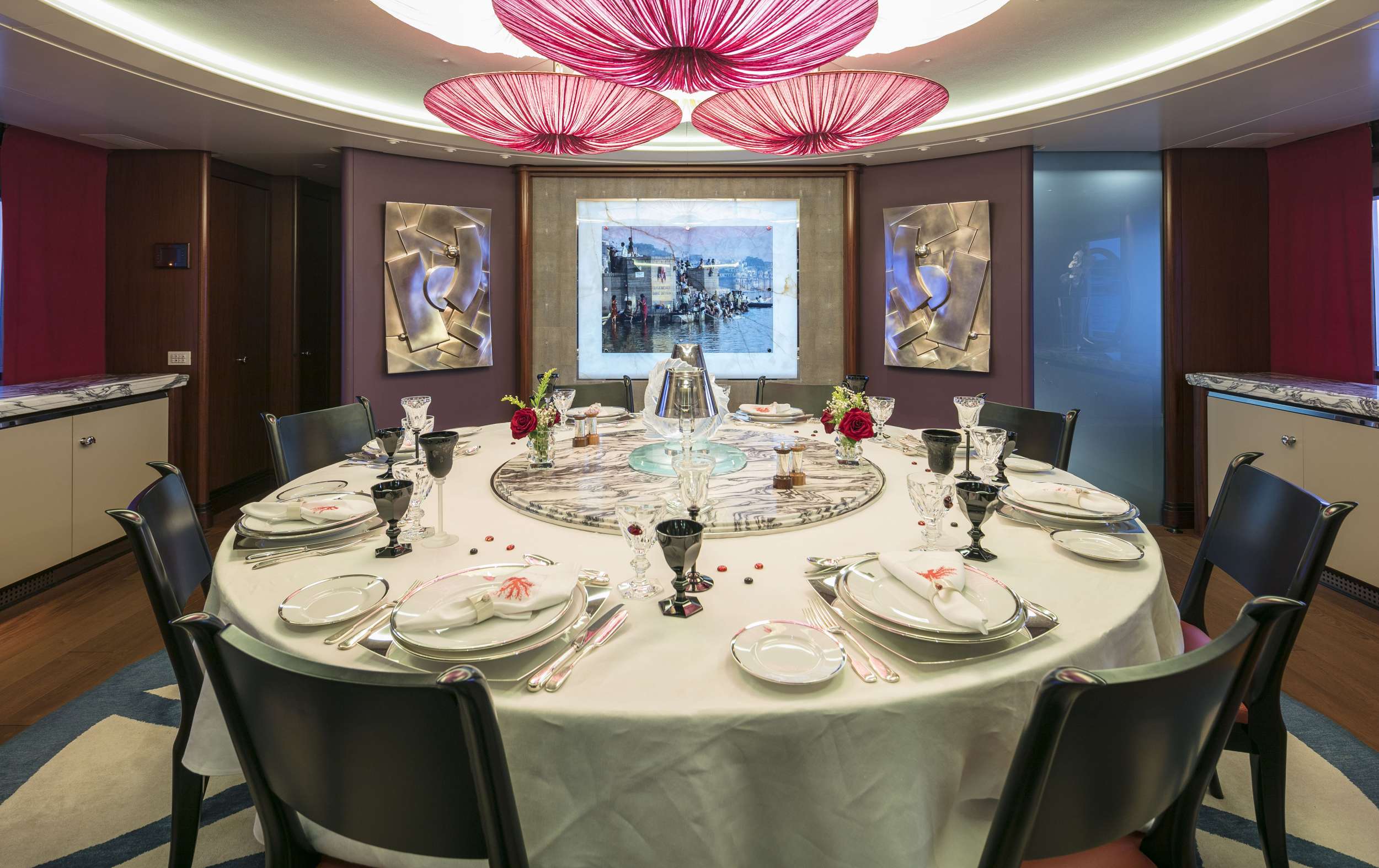 Main Deck Dining
