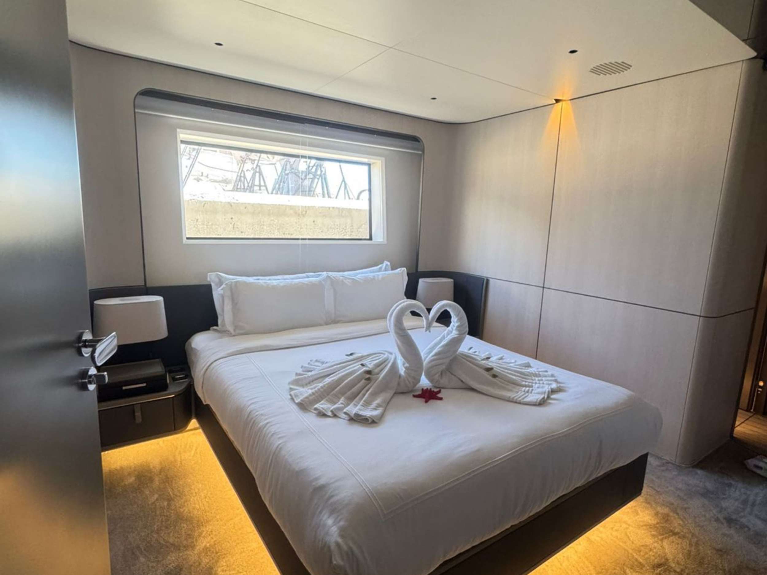 PURA VIDA yacht image 8
