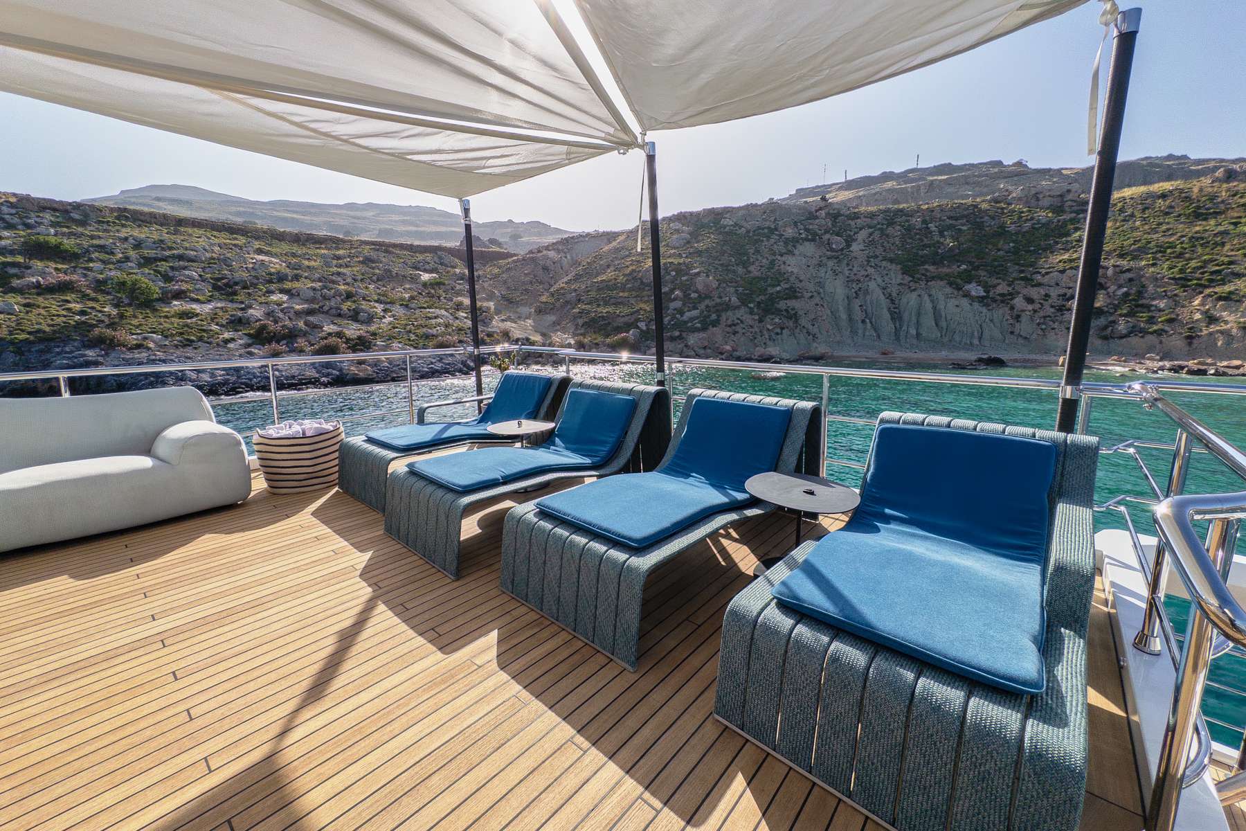 PURA VIDA yacht image 17