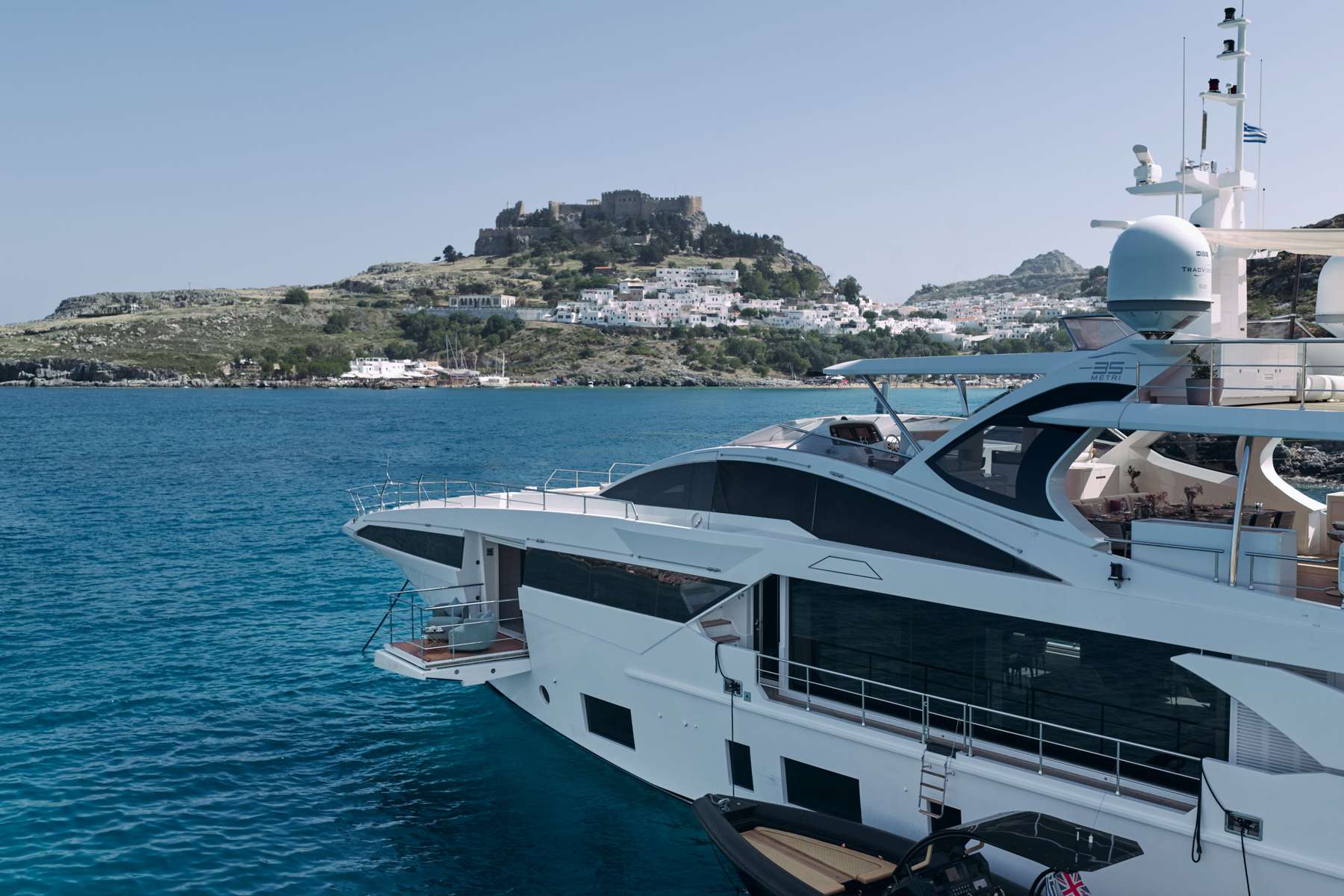 PURA VIDA yacht image 18