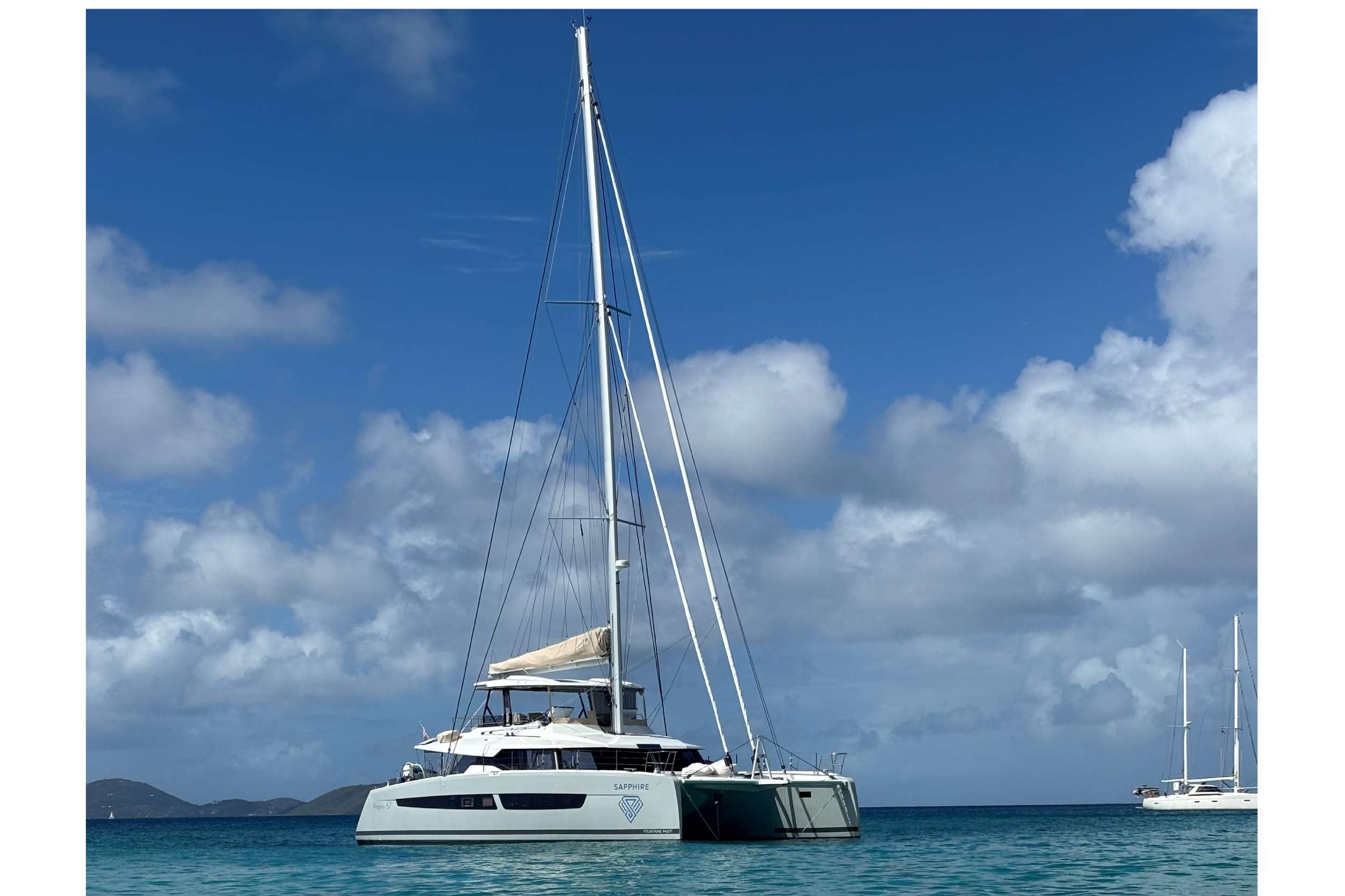 Sapphire yacht image 1
