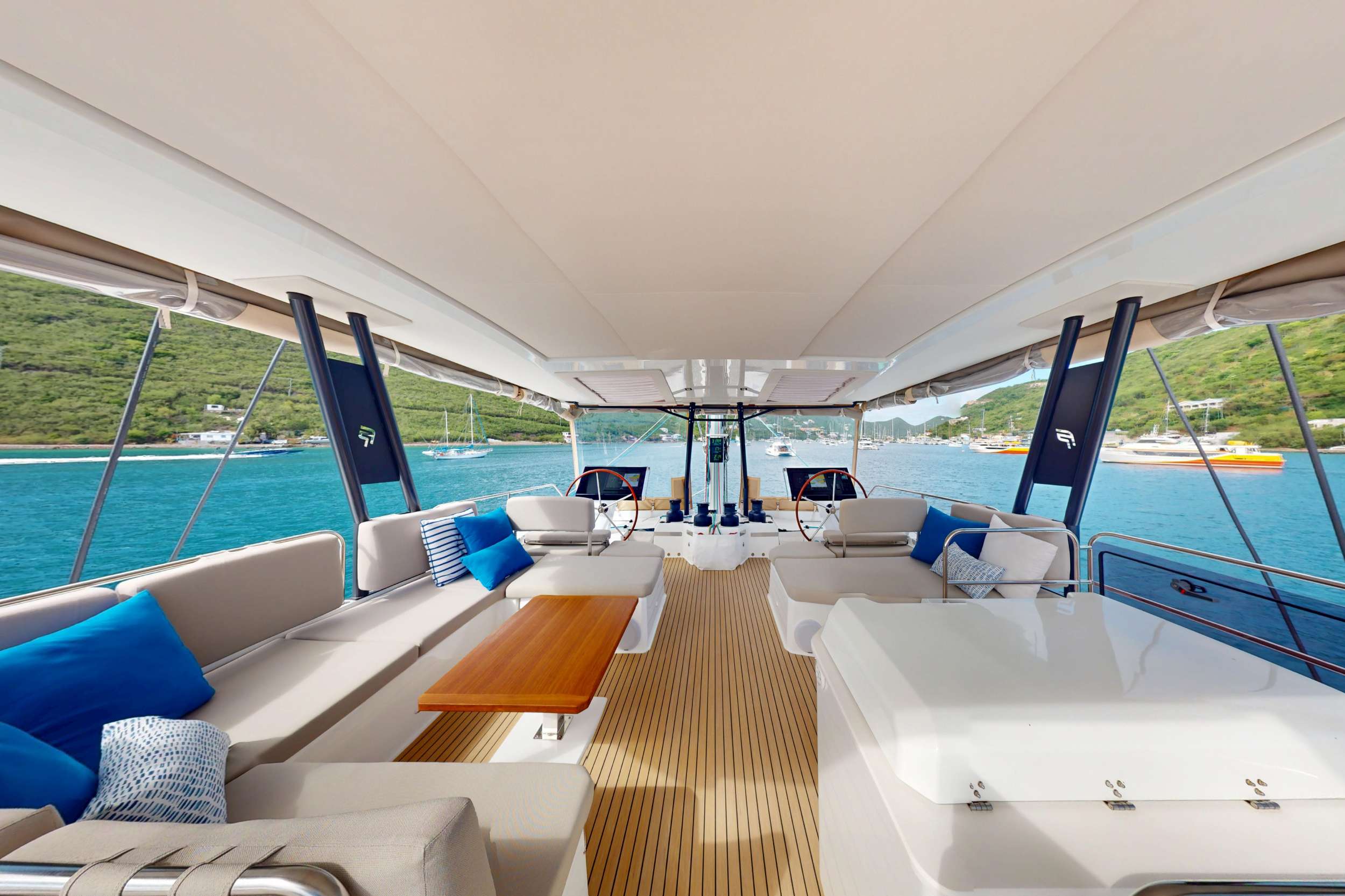 Spacious Flybridge with Optional Enclosure