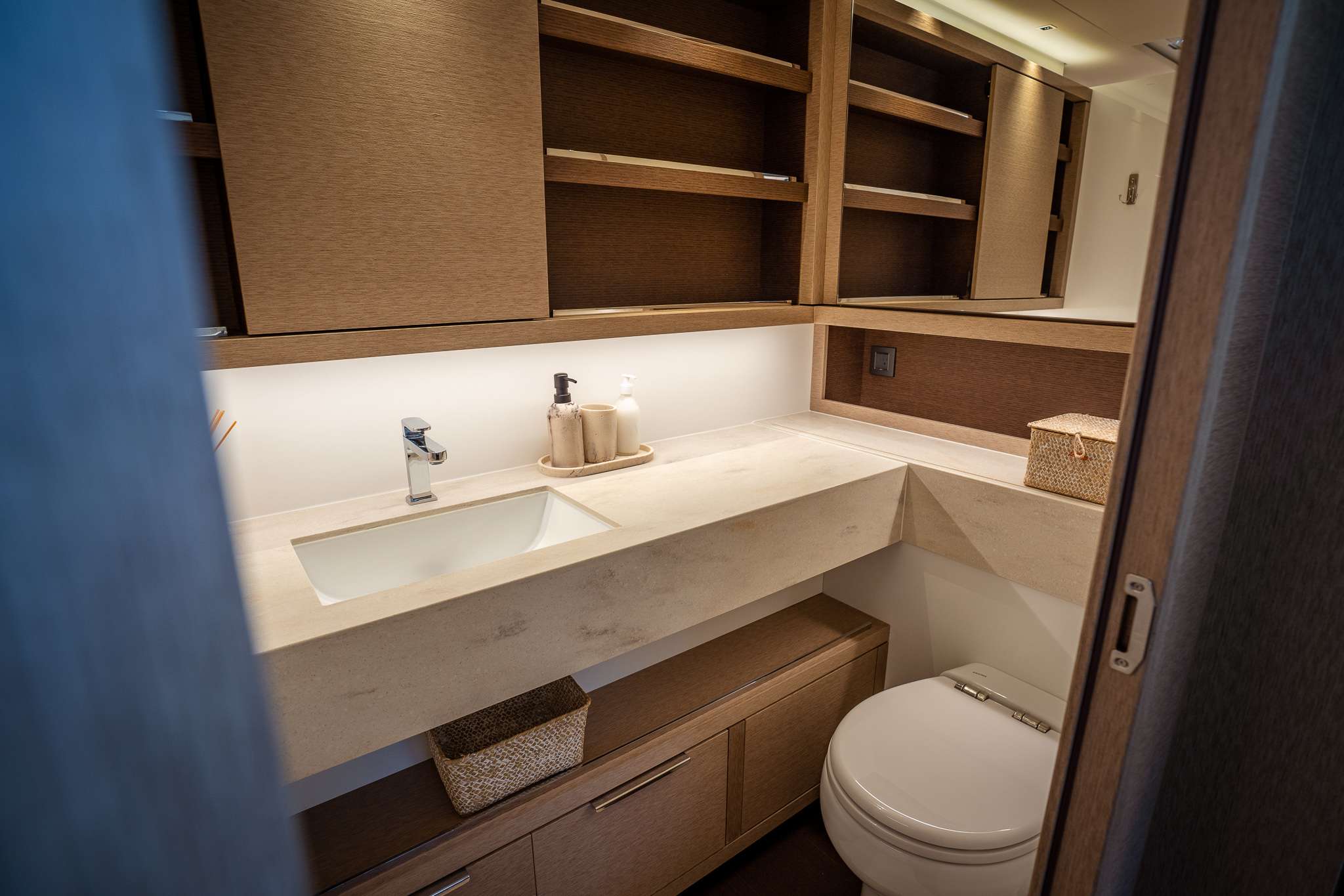 SEAHOME II yacht image 11