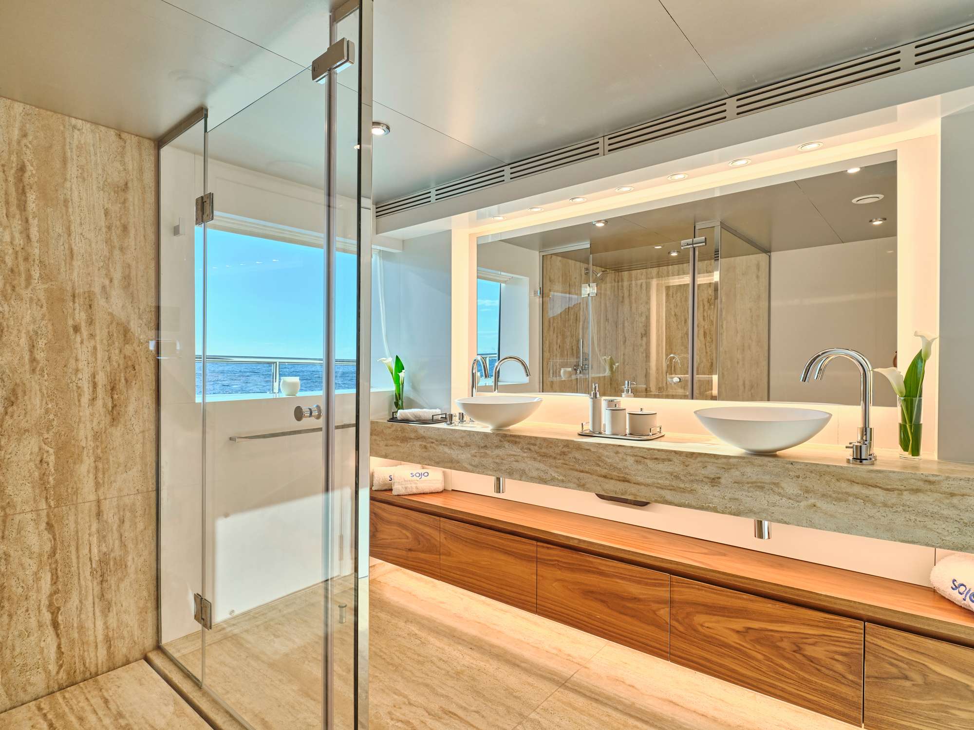 SOJO yacht image 7