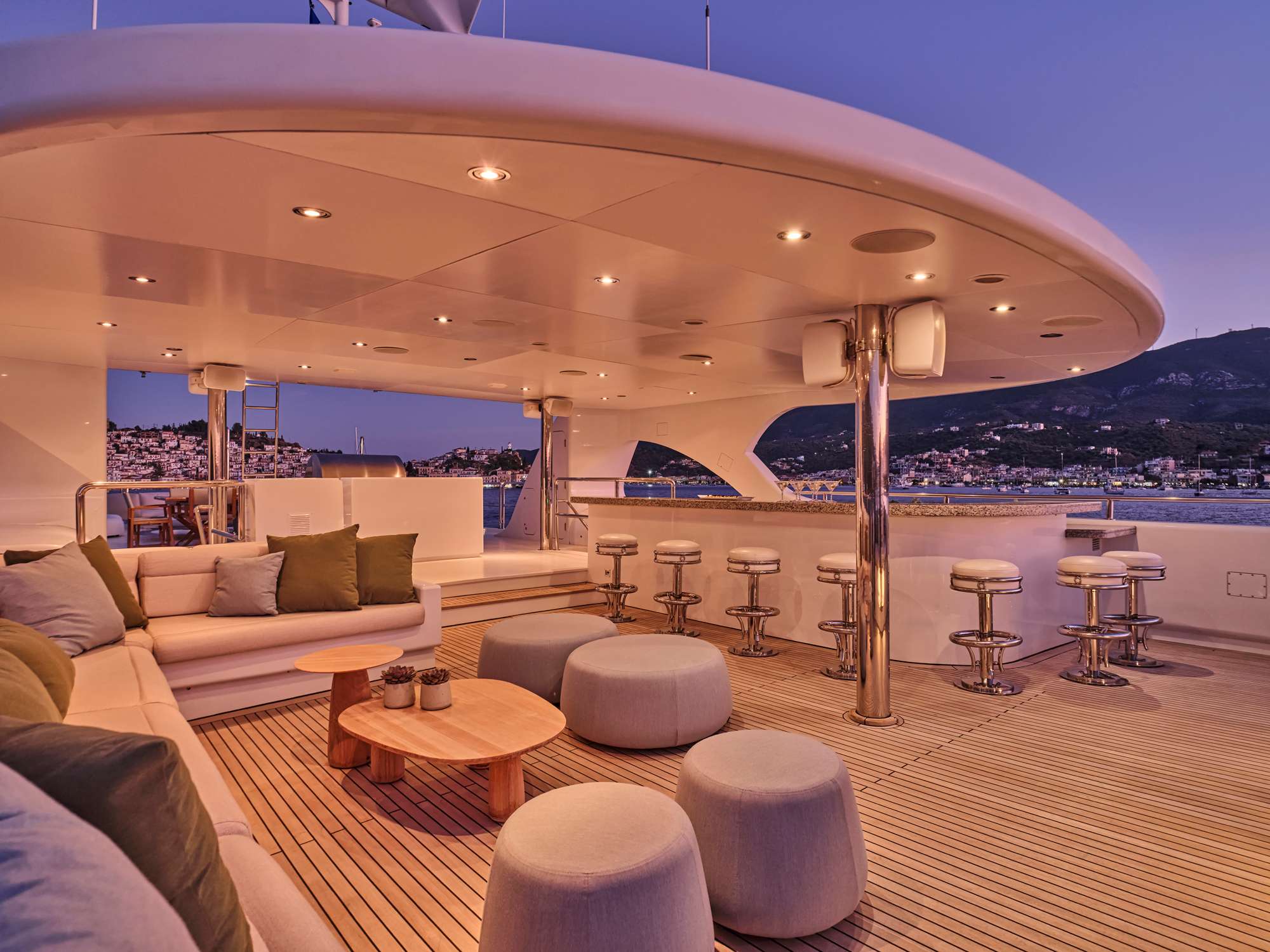 SOJO yacht image 13
