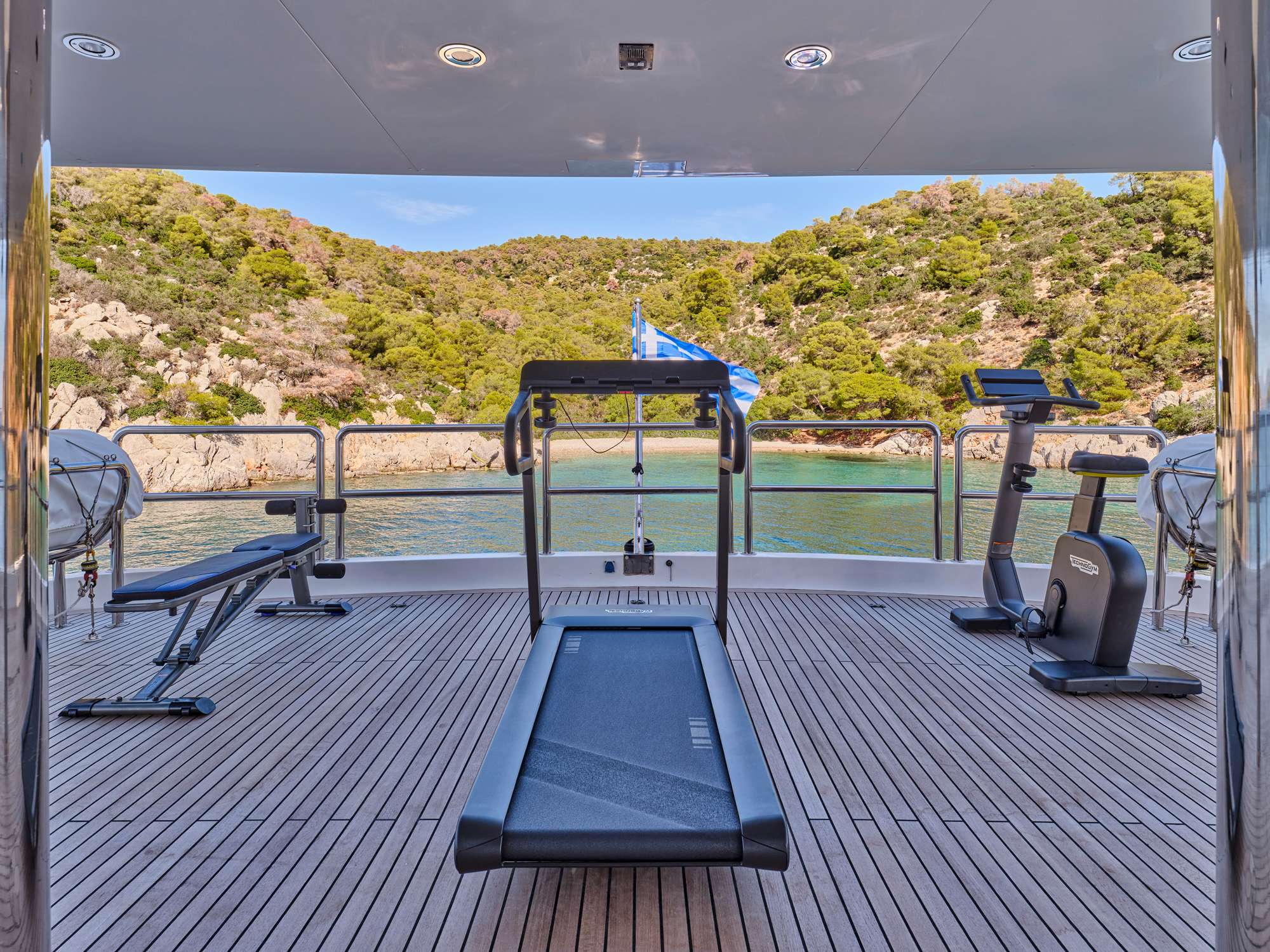 SOJO yacht image 15