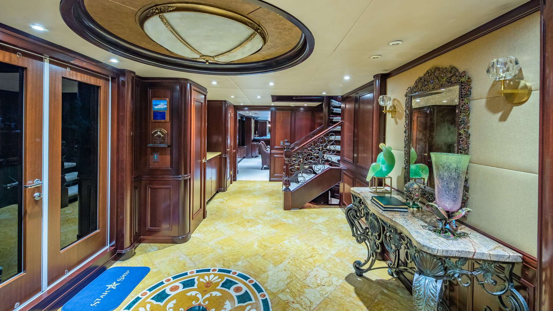 STARSHIP yacht image 4