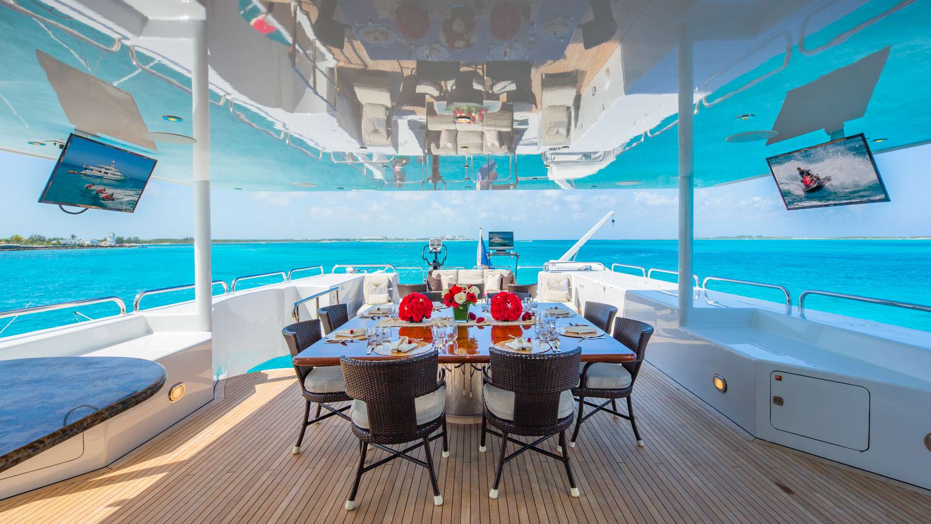 STARSHIP yacht image 13