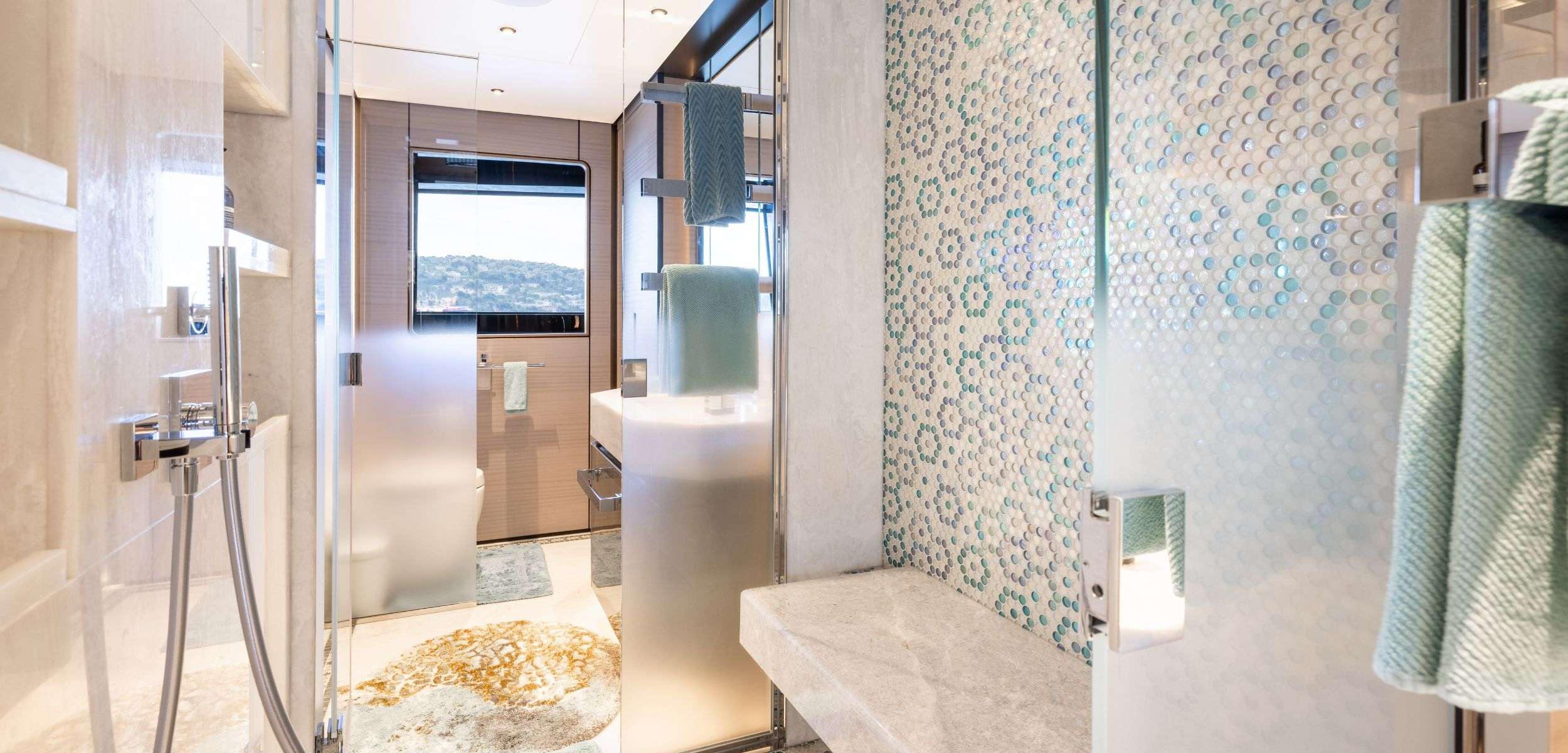 SUI GENERIS yacht image 6