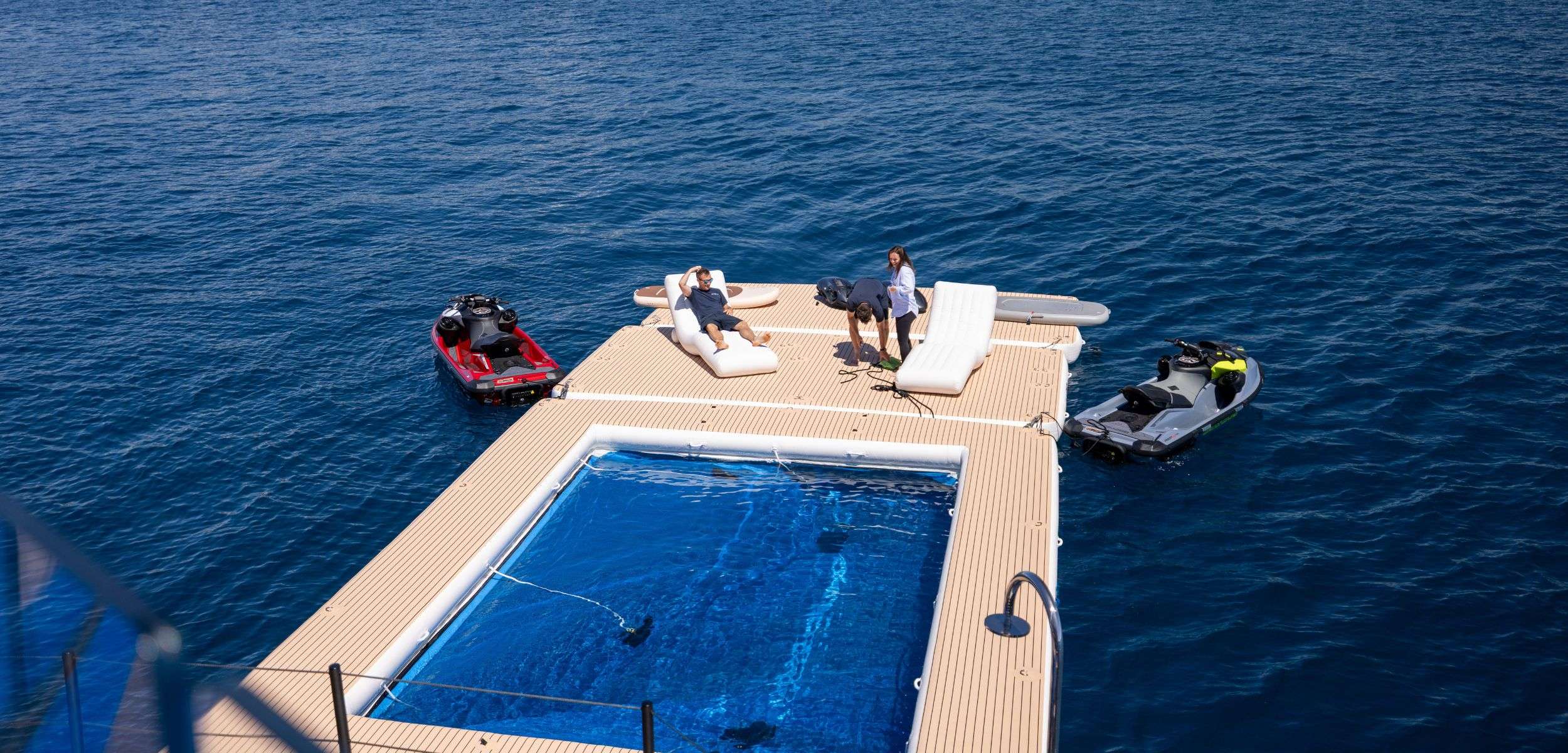SUI GENERIS yacht image 15