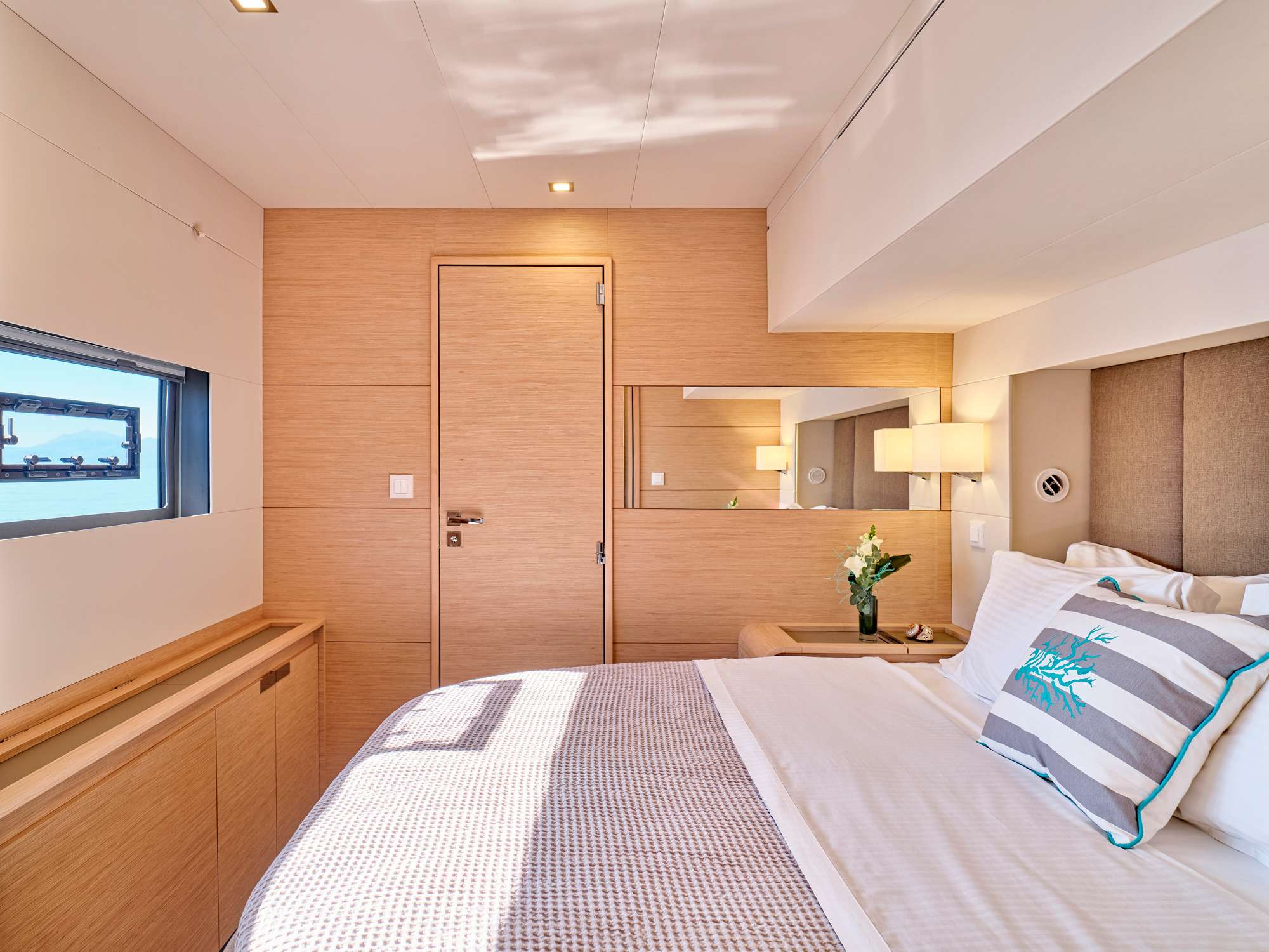 SUNMOON yacht image 9