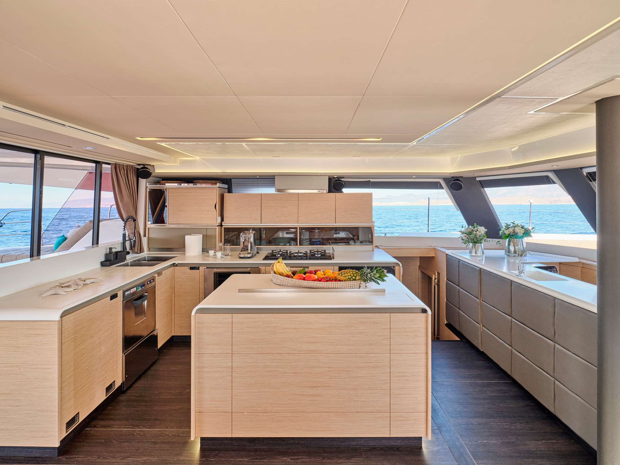 SUNMOON yacht image 10