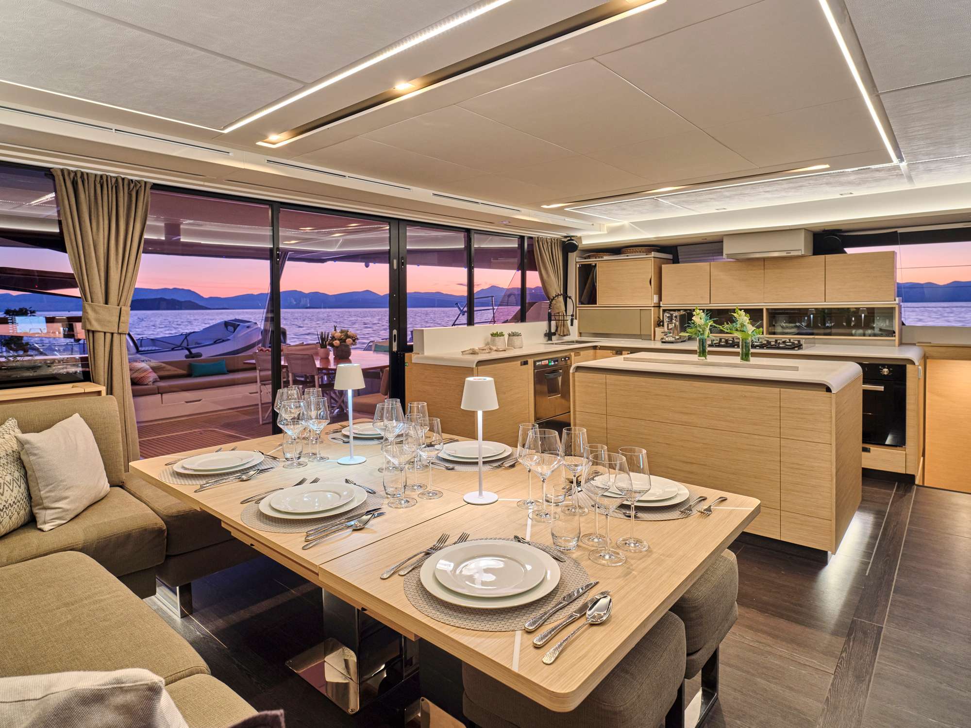 SUNMOON yacht image 11