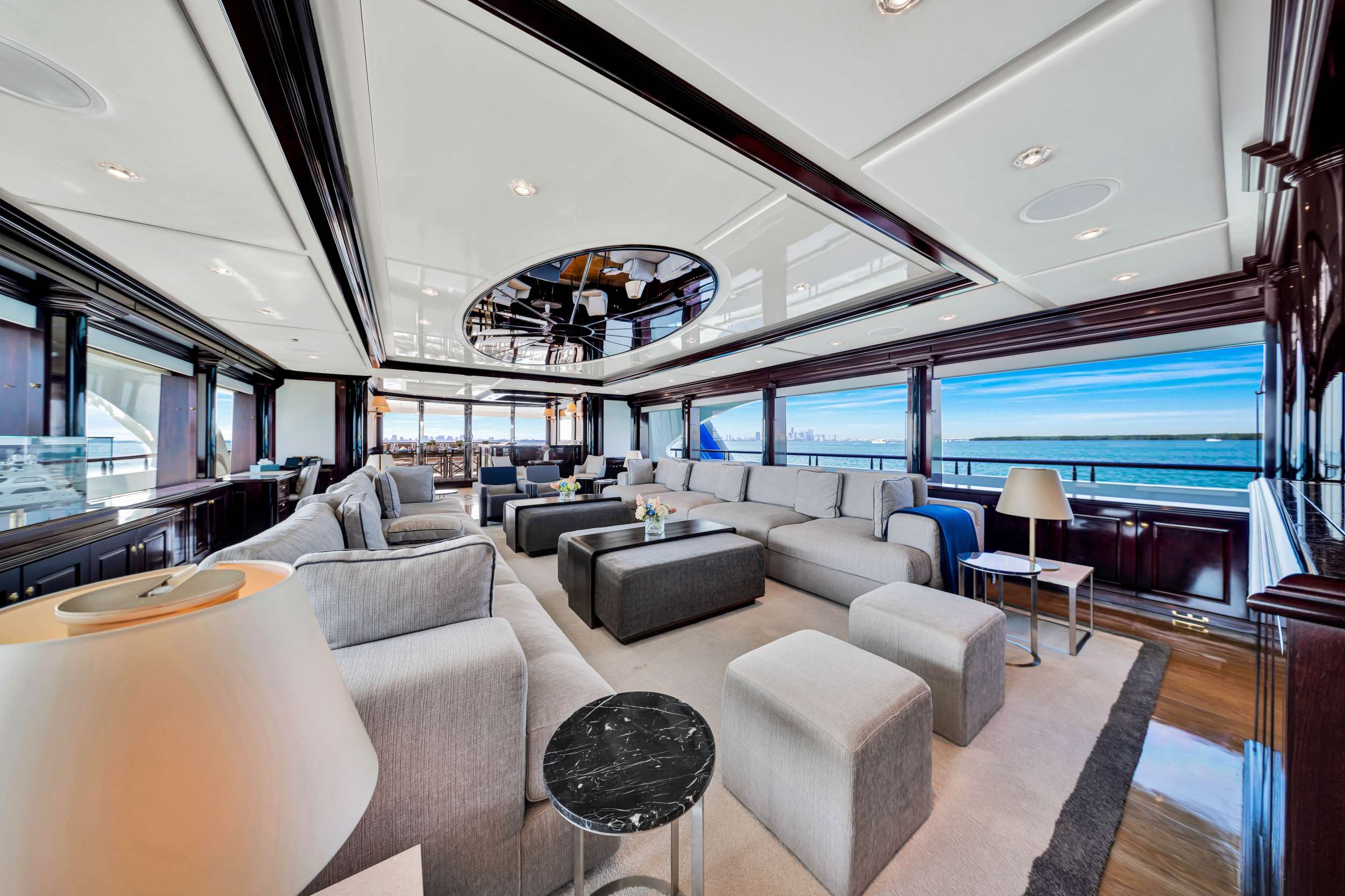 SWEET CAROLINE II yacht image 2
