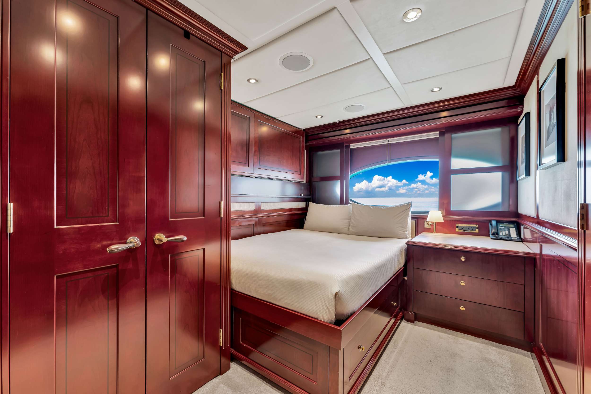 SWEET CAROLINE II yacht image 5