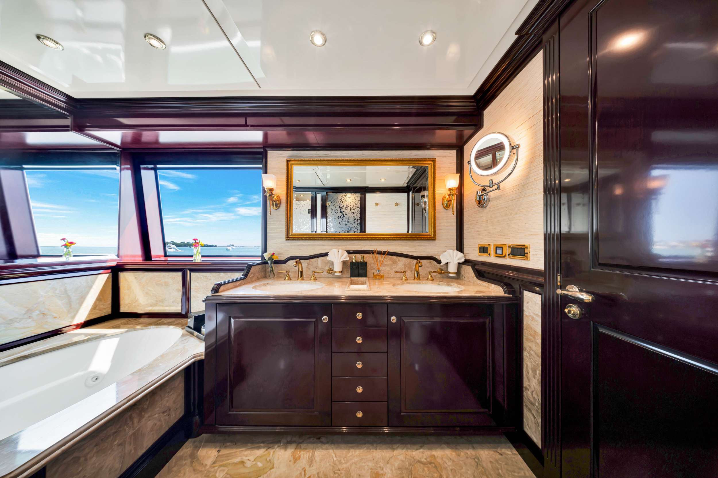 SWEET CAROLINE II yacht image 7
