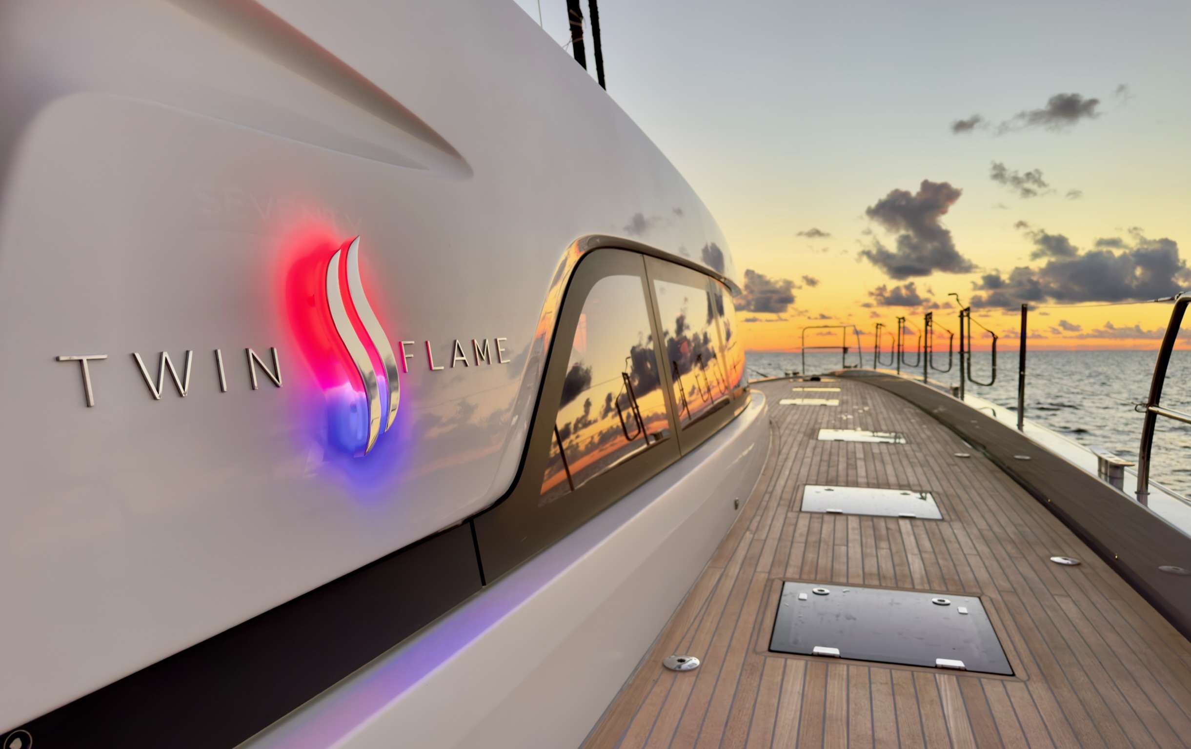 TWIN FLAME 77 yacht image 4
