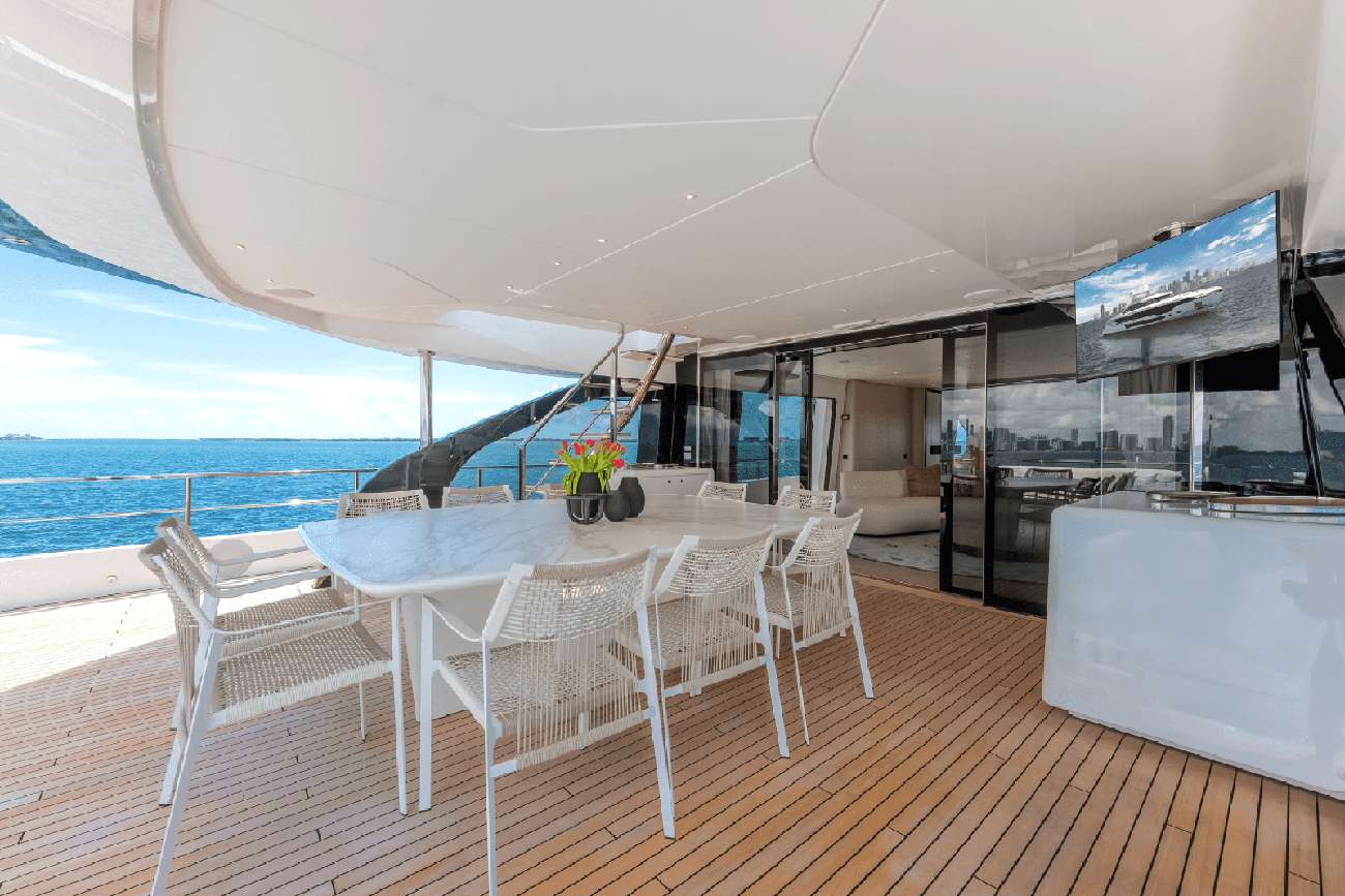 Tycoon yacht image 14
