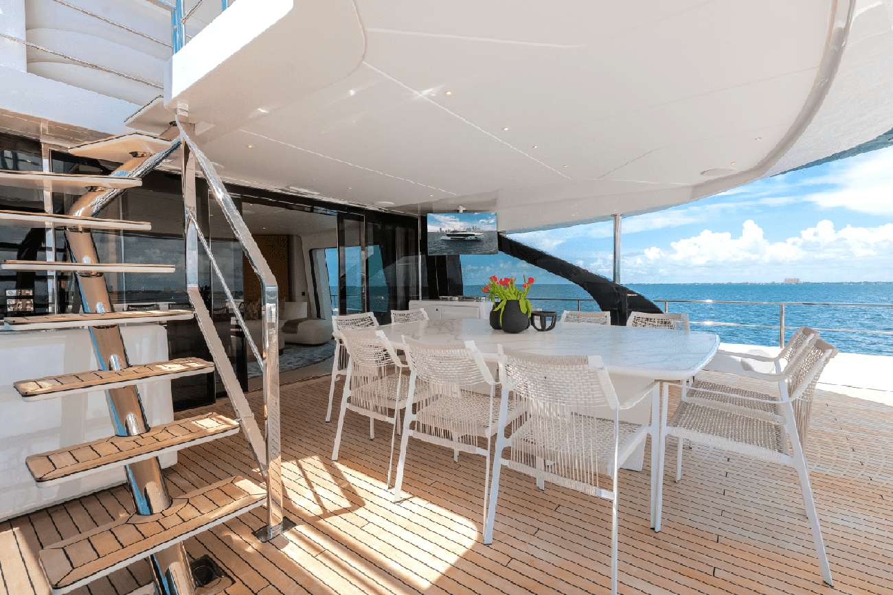 Tycoon yacht image 16