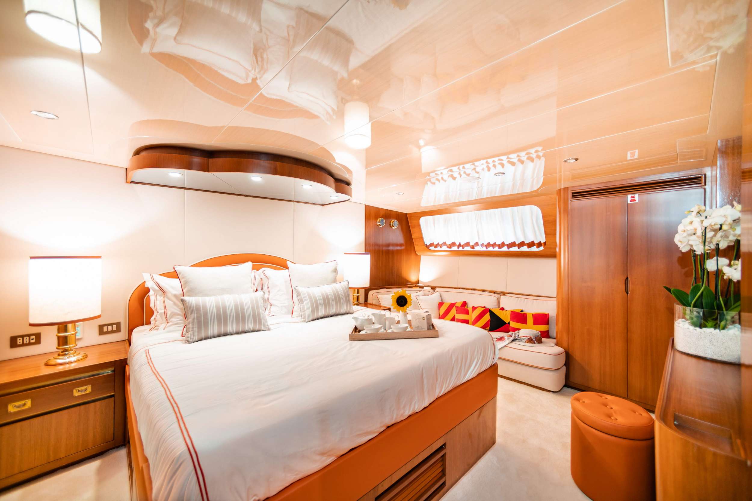 WIND OF FORTUNE yacht image 7