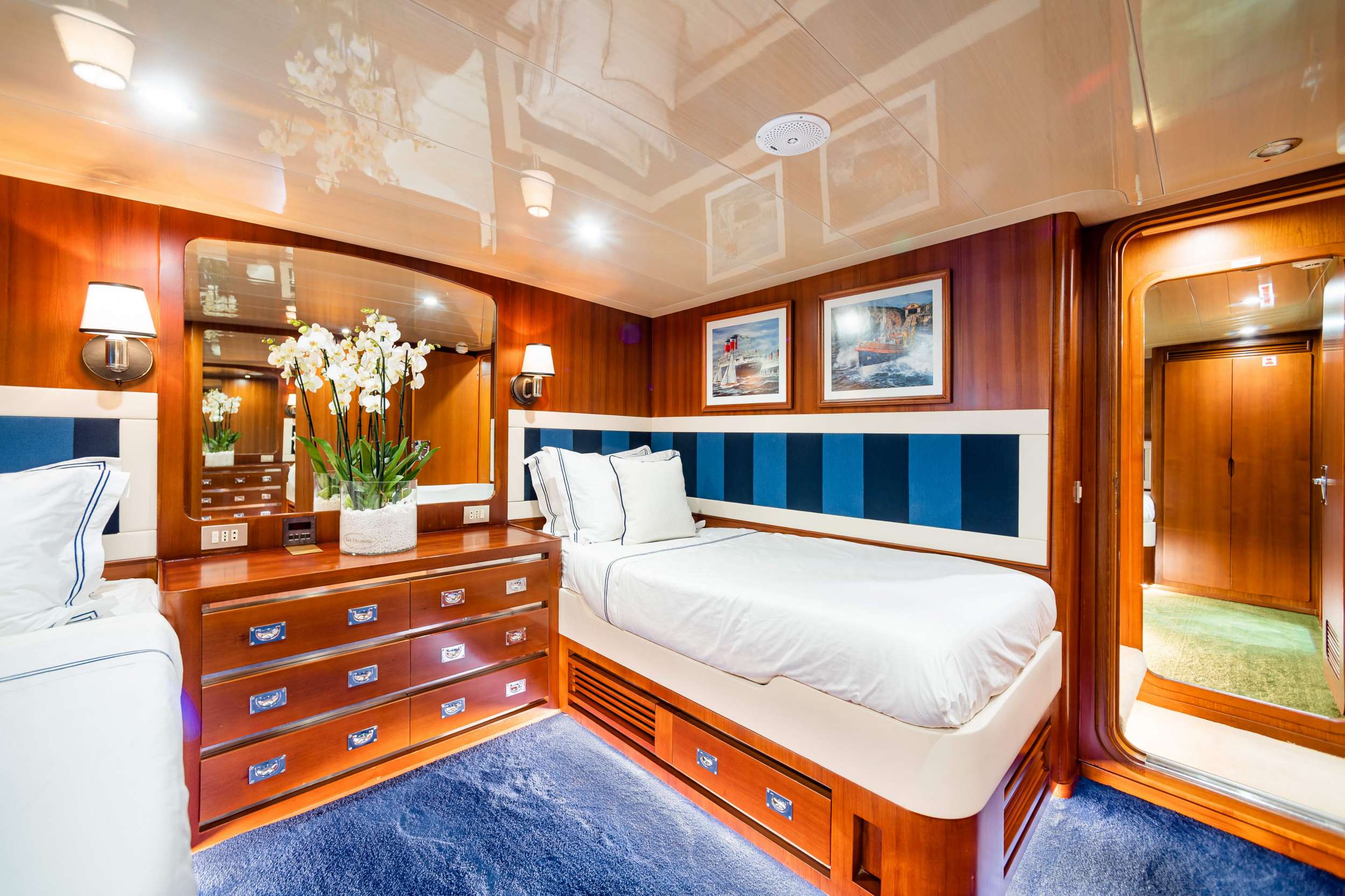 WIND OF FORTUNE yacht image 8