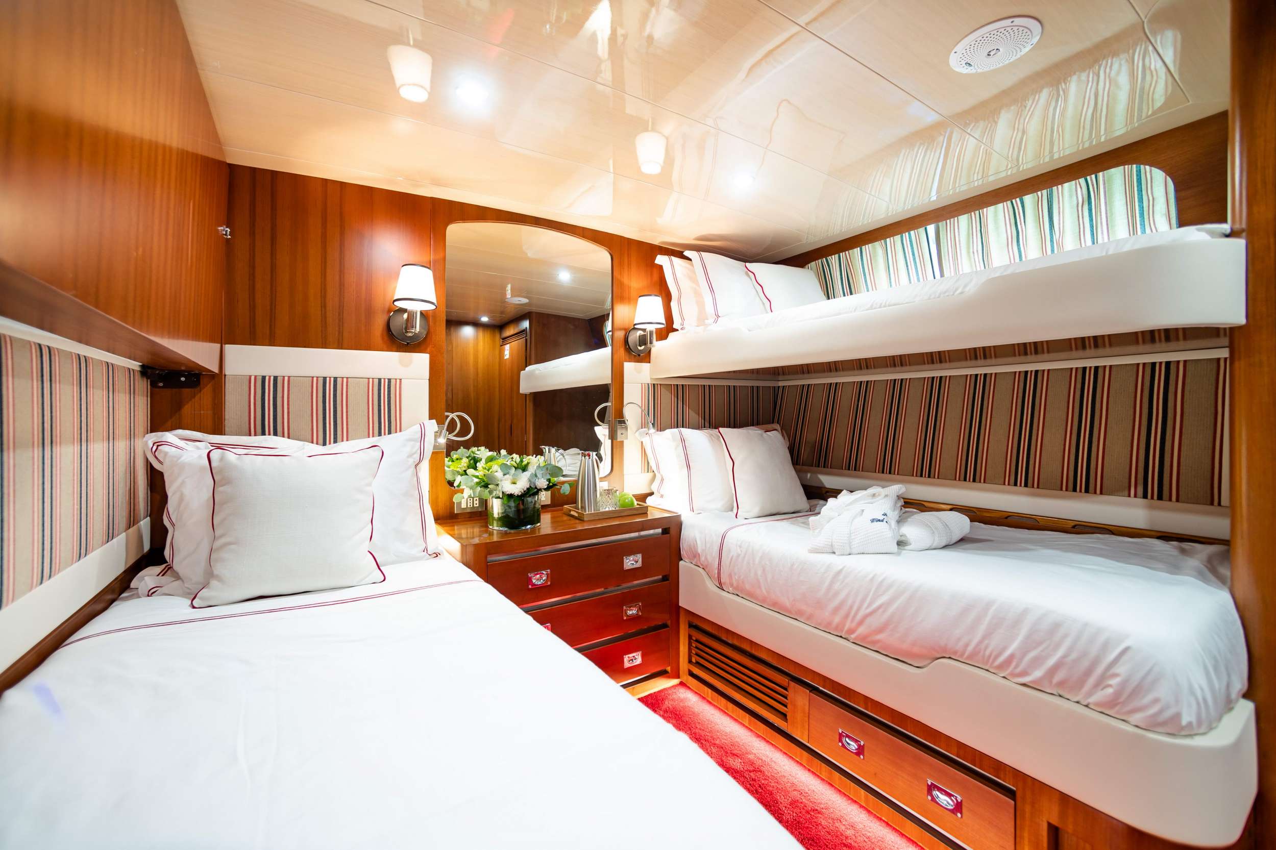 WIND OF FORTUNE yacht image 10